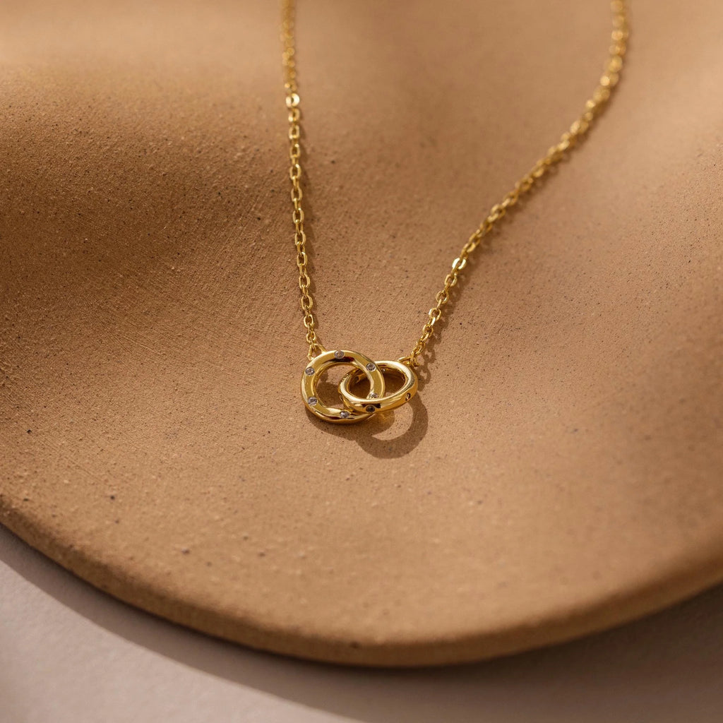 Diamond Interlocking Circle Necklace Silver 18K Gold Plated