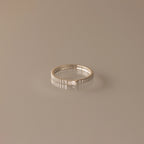 Dainty Ribbed Diamond Ring Silver 18K Gold Plated