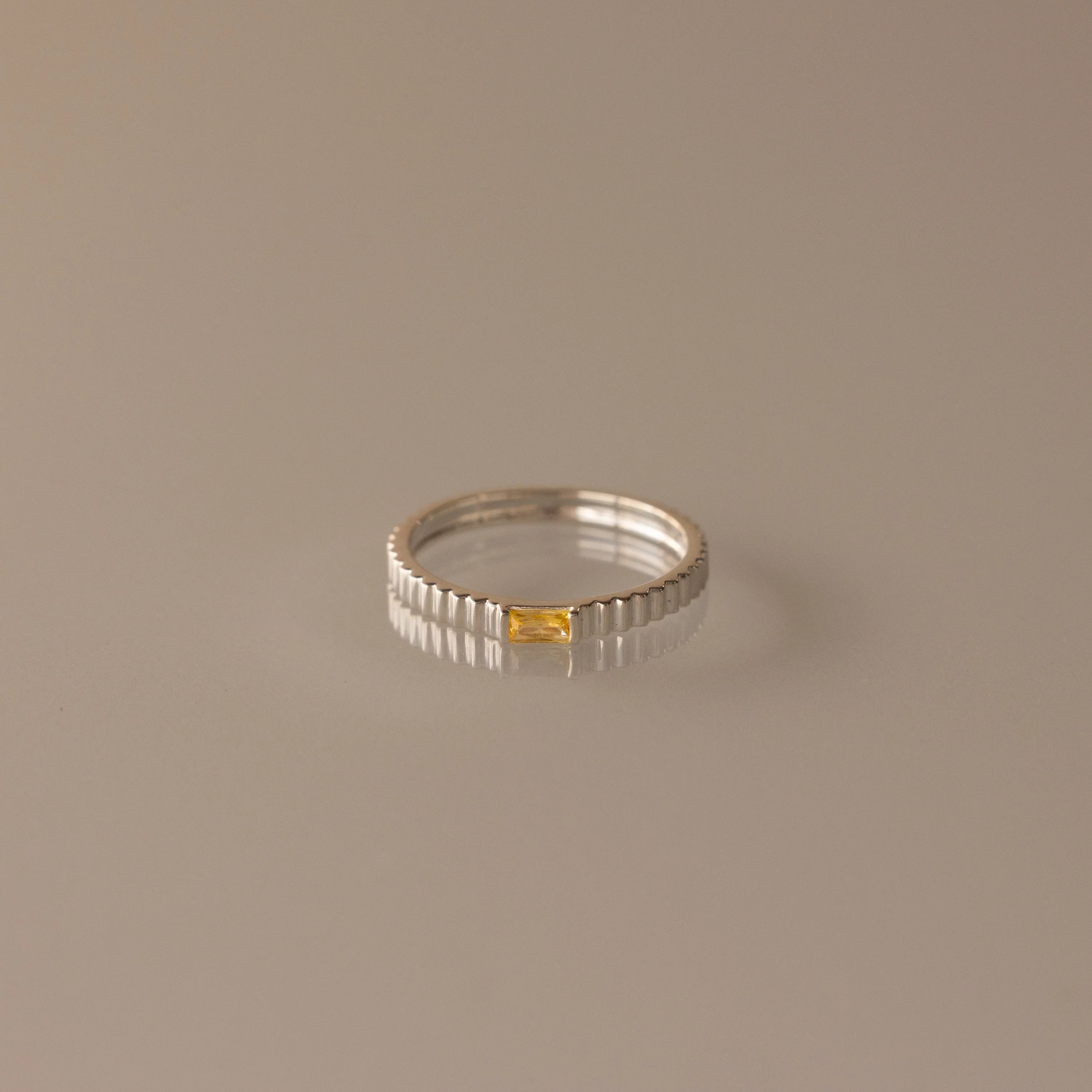 Dainty Topaz Ribbed Ring Silver 18K Gold Plated