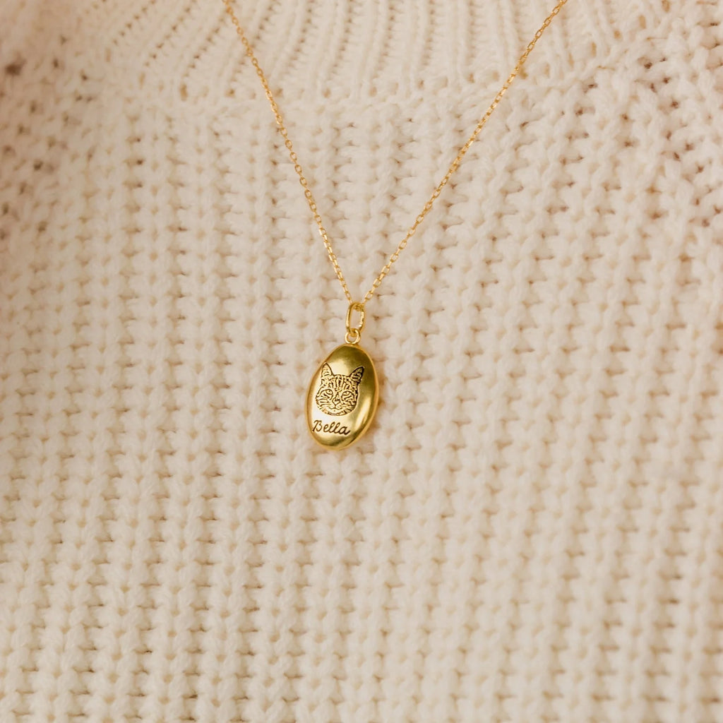 Oval Pet Necklace Silver 18K Gold Plated