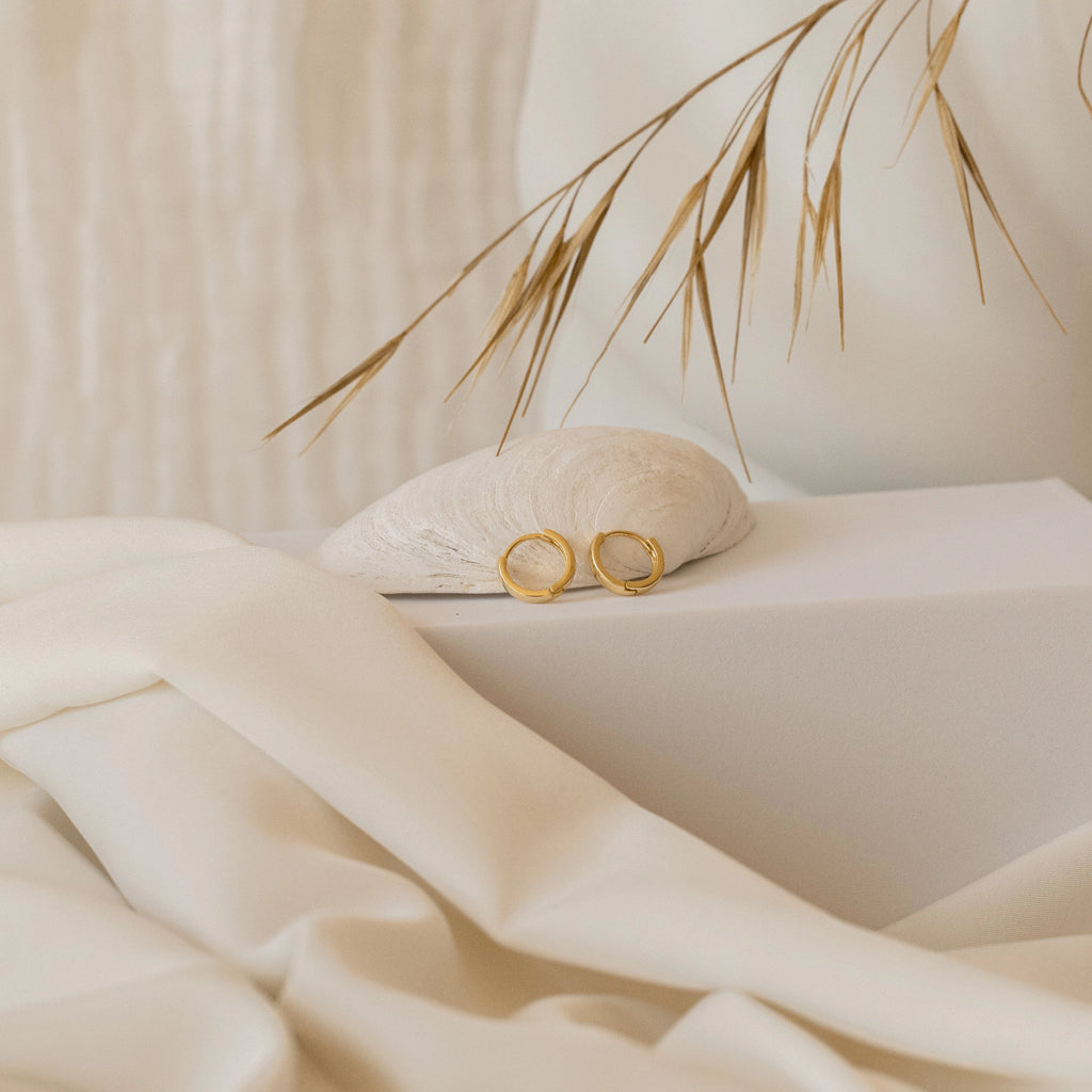Editor II Huggies Silver 18K Gold Plated