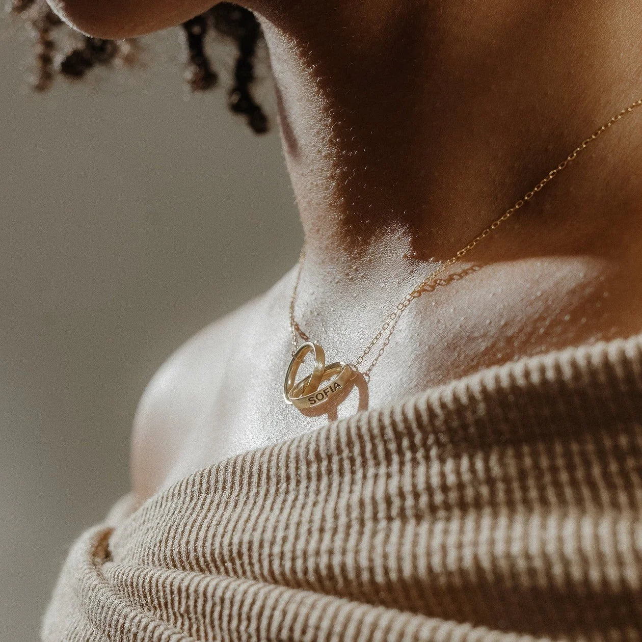 Engraved Interlocking Necklace Silver 18K Gold Plated