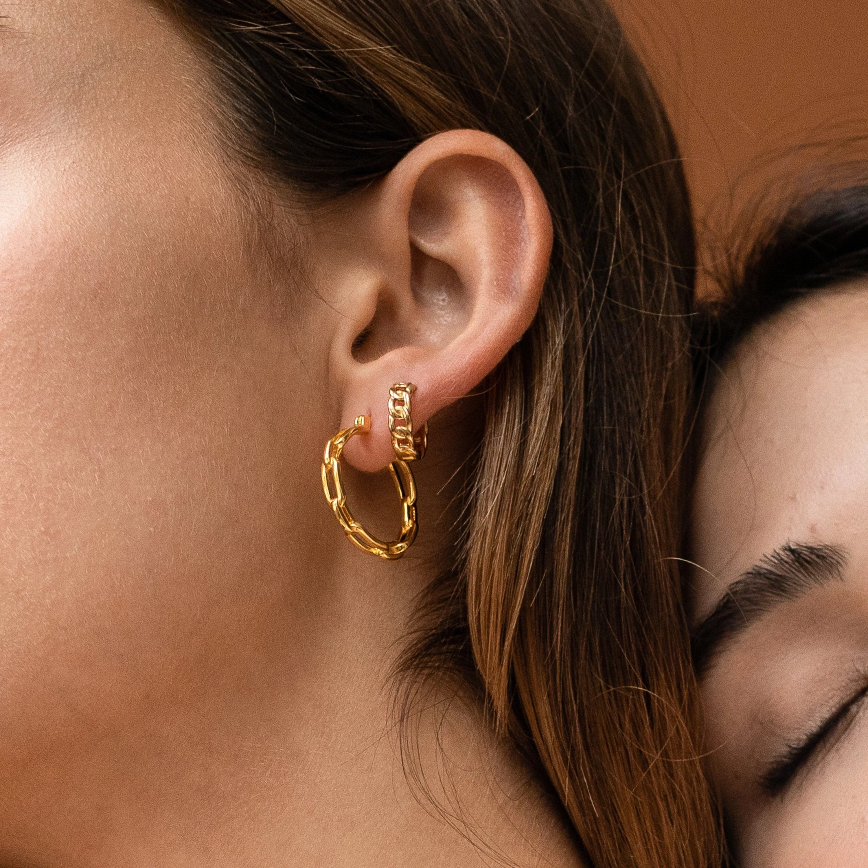 Curb Huggies Silver 18K Gold Plated