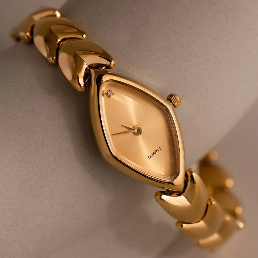 Geometric Oval Timepiece Silver 18K Gold Plated
