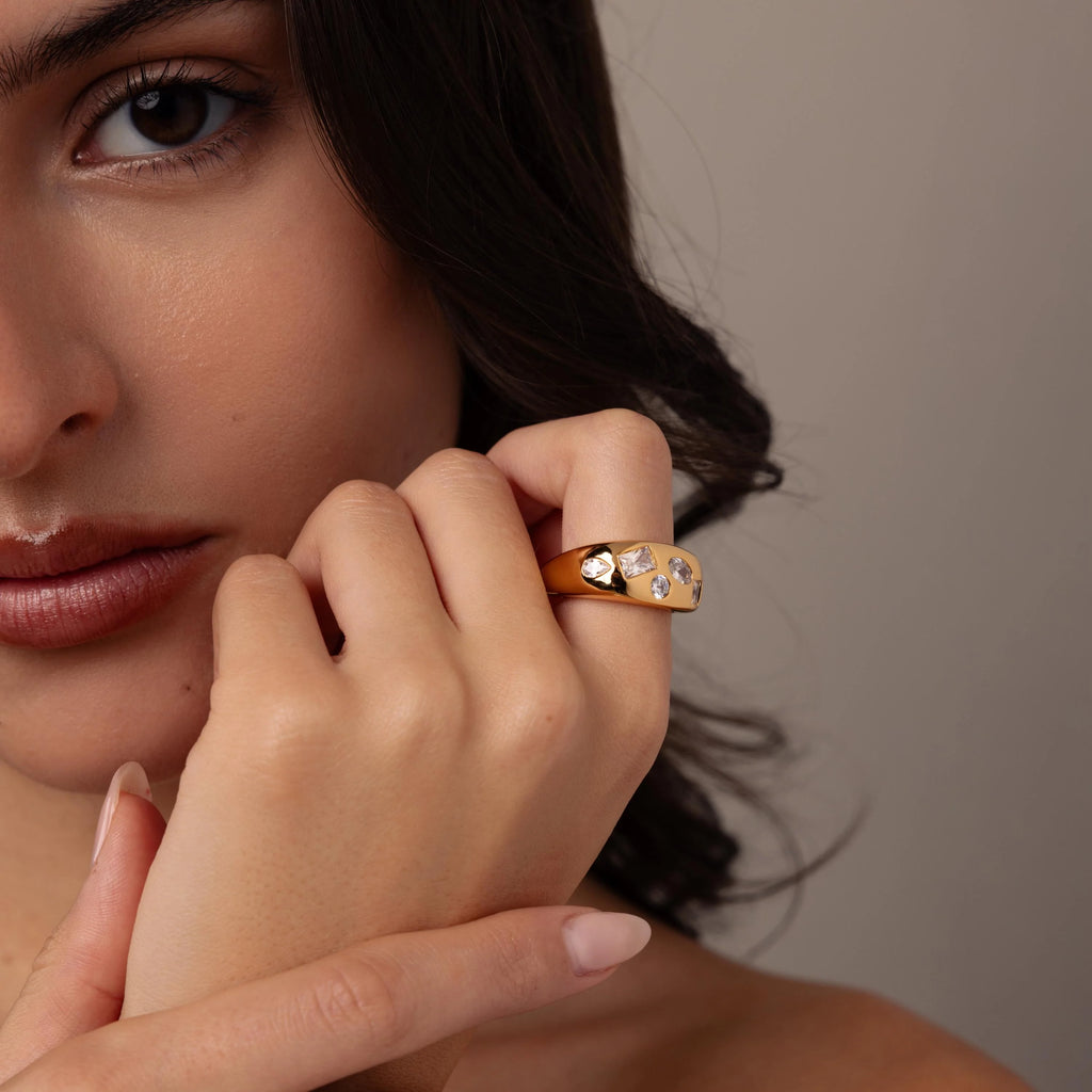 Diamond Confetti Signet Ring Silver 18K Gold Plated