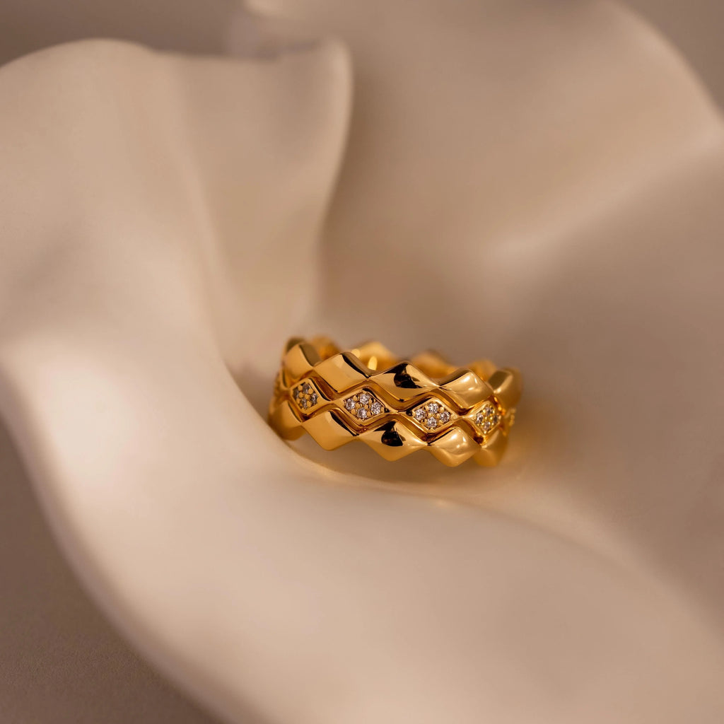 Diamond Wave Eternity Ring Set Silver 18K Gold Plated