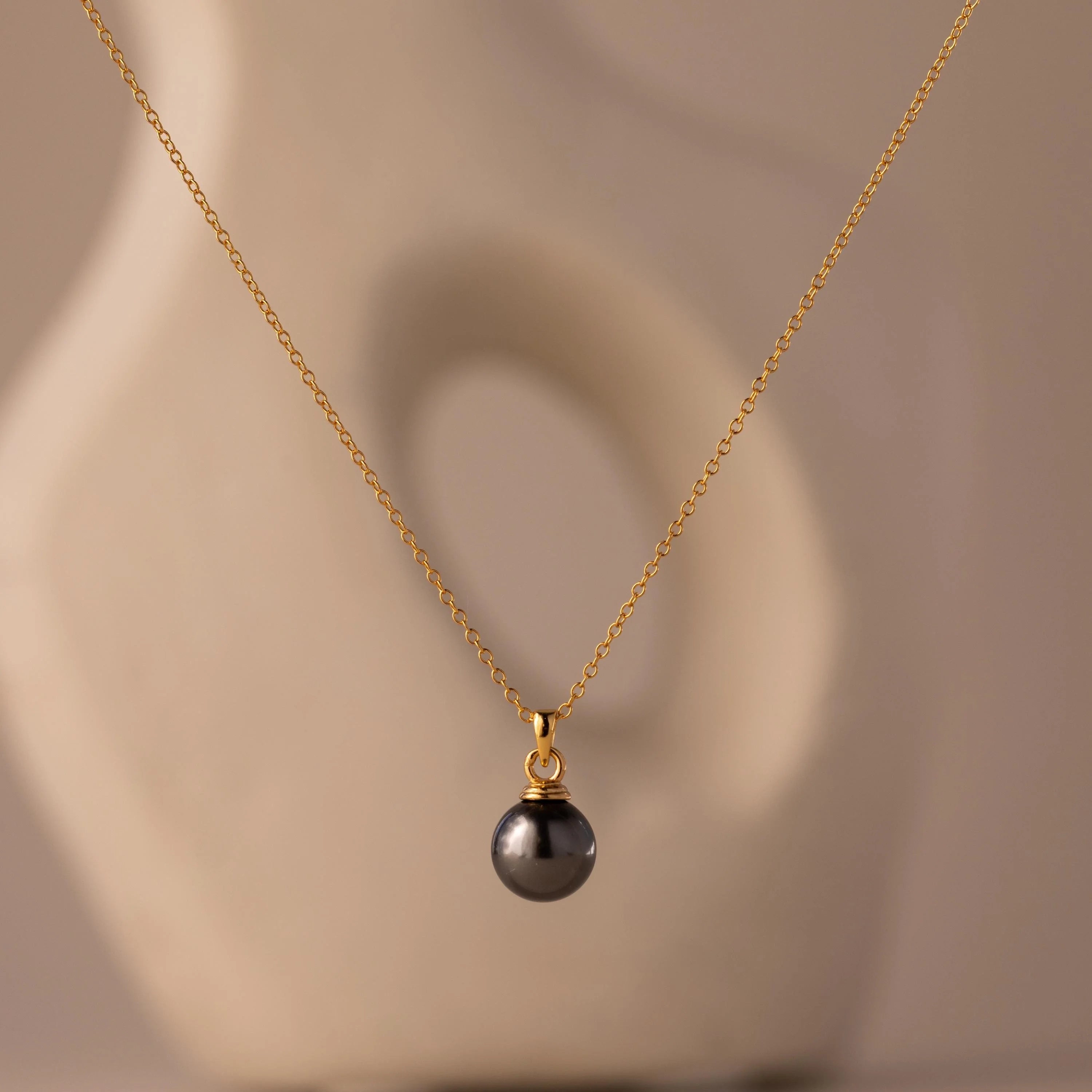 Midnight Pearl Necklace Silver 18K Gold Plated