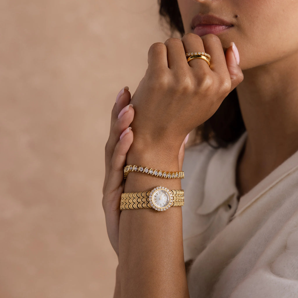 Diamonds Pave Scalloped Timepiece Silver 18K Gold Plated