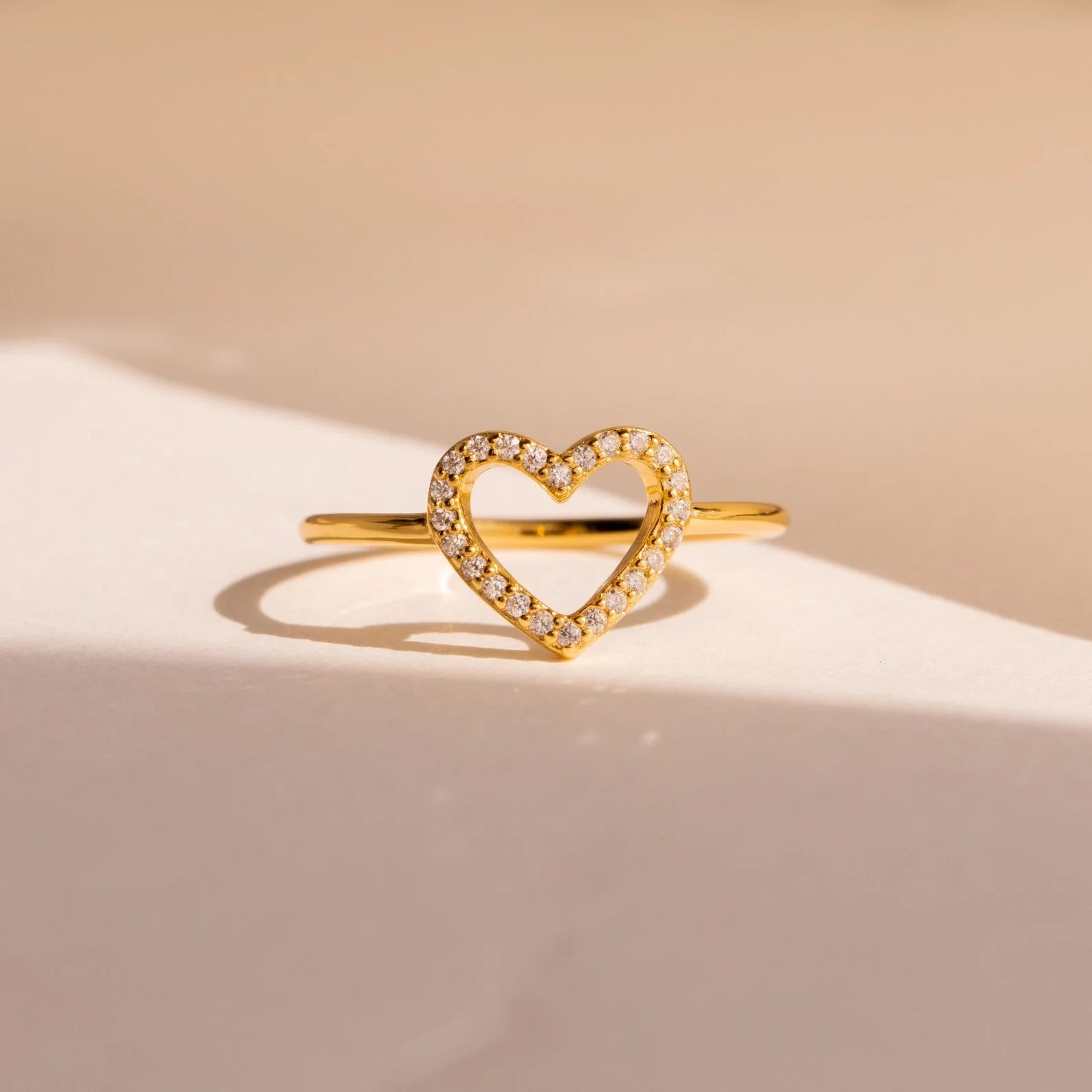 Aphrodite Diamond Heart Ring Silver 18K Gold Plated