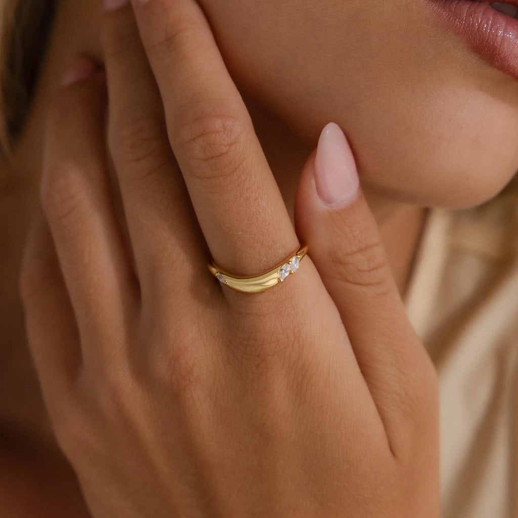 Organic Diamond Curve Ring Silver 18K Gold Plated