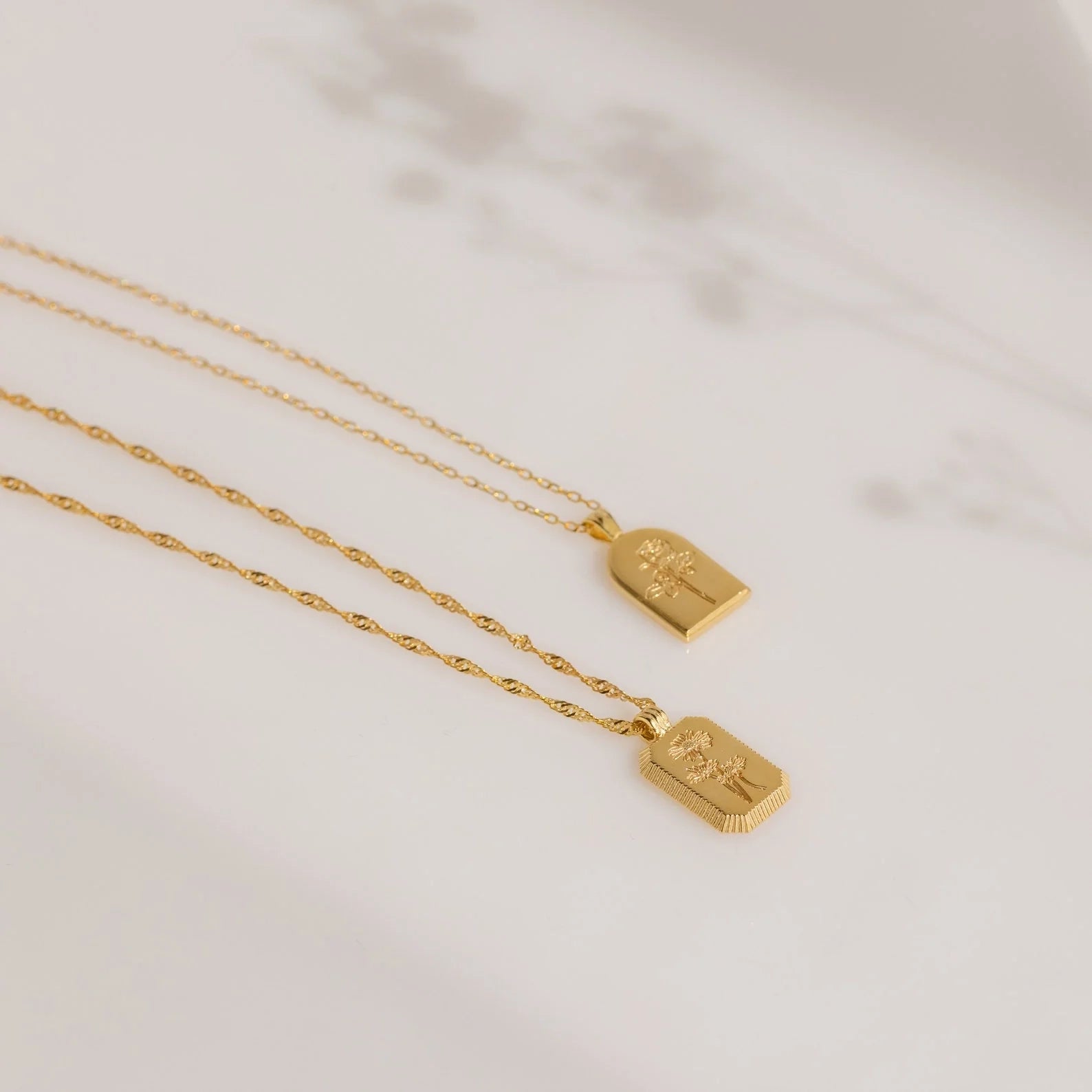 Ribbed Birth Flower Tag Necklace Silver 18K Gold Plated