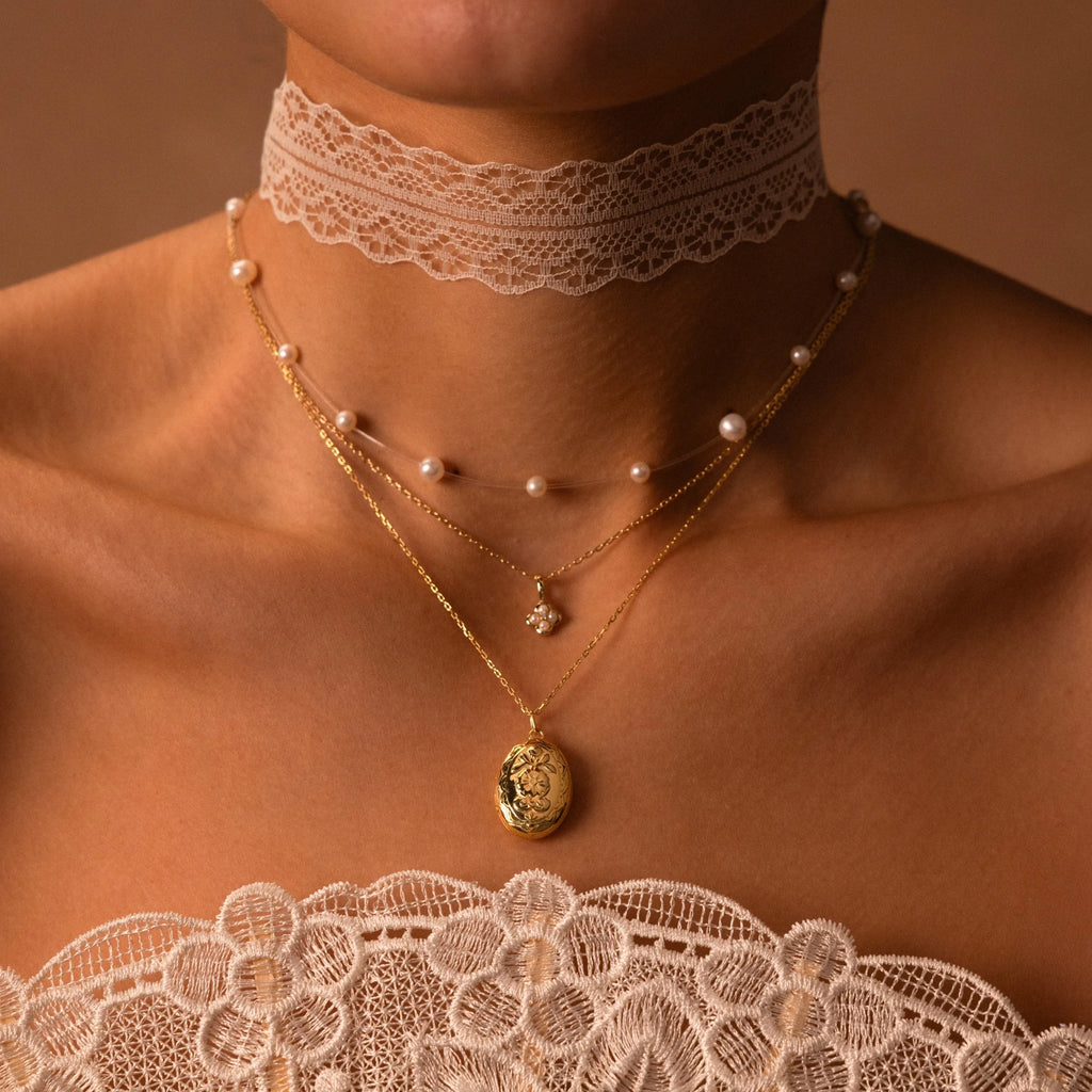 Diamond Rounded Pearl Flower Necklace Silver 18K Gold Plated