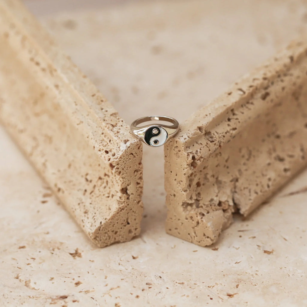 Yin Yang Signet Ring Silver 18K Gold Plated