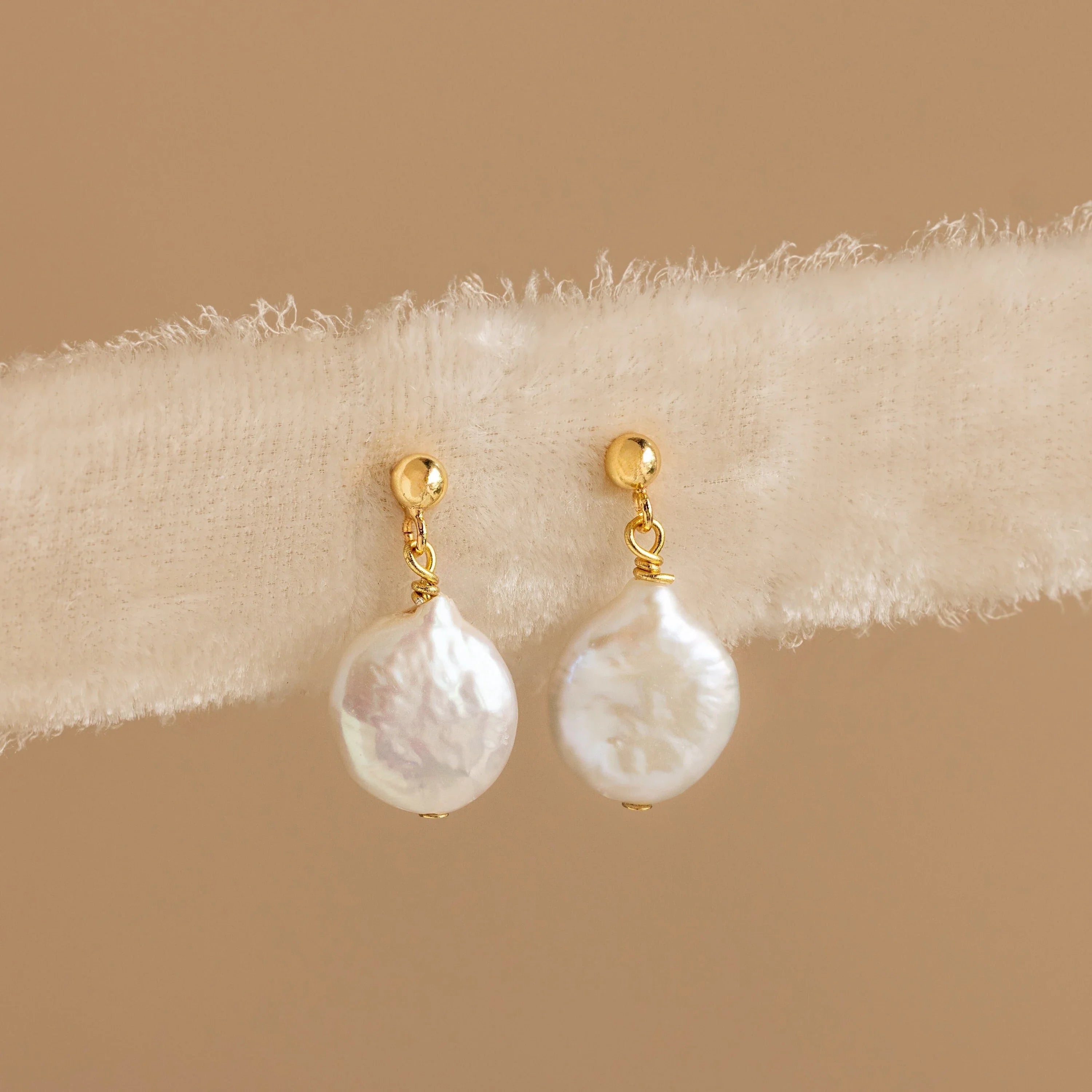 Round Pearl Drop Earrings Silver 18K Gold Plated