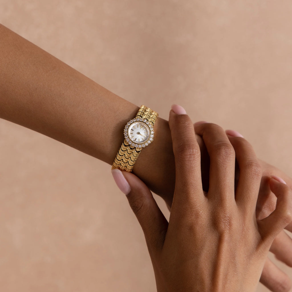 Diamonds Pave Scalloped Timepiece Silver 18K Gold Plated
