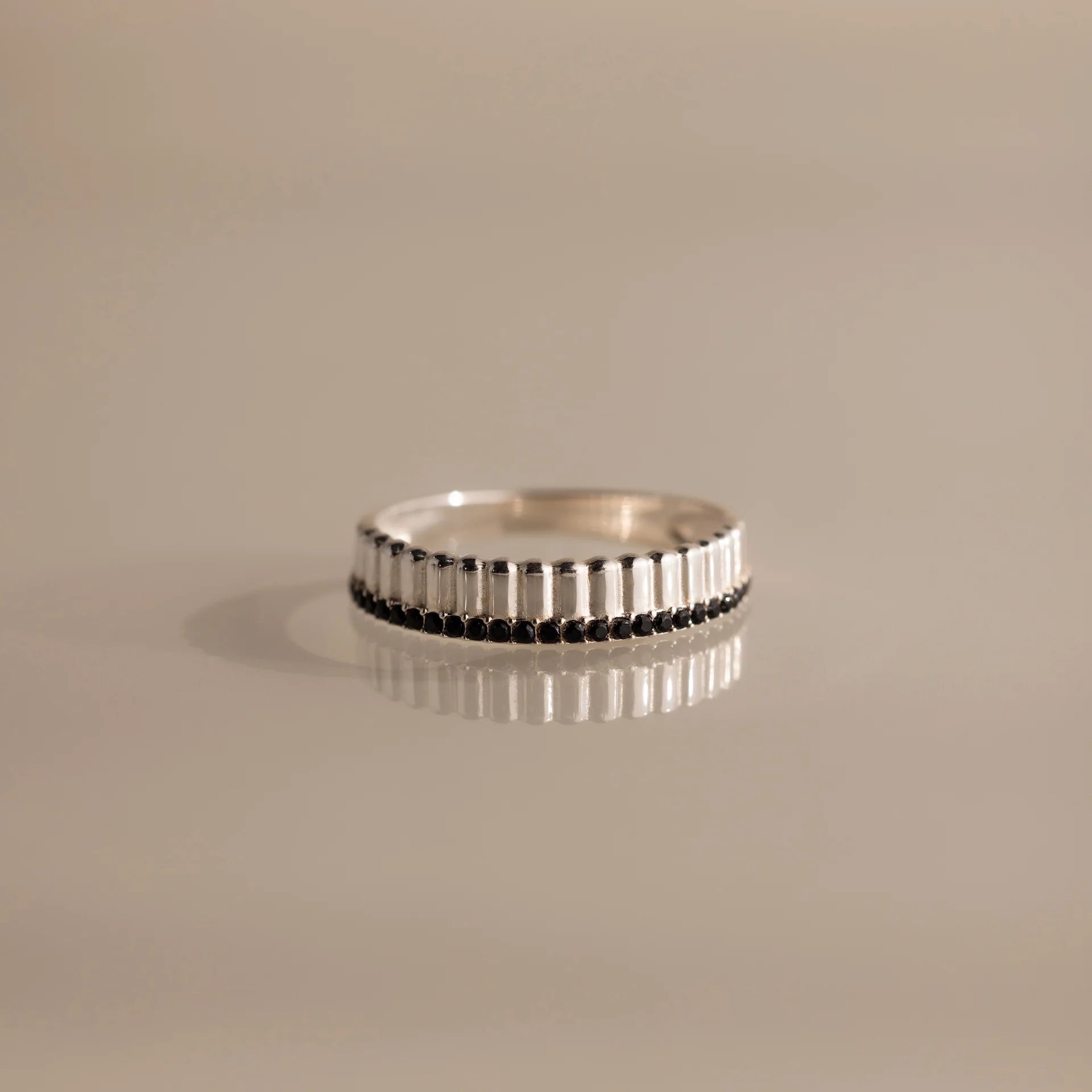 Ribbed Onyx Stack Ring Silver 18K Gold Plated