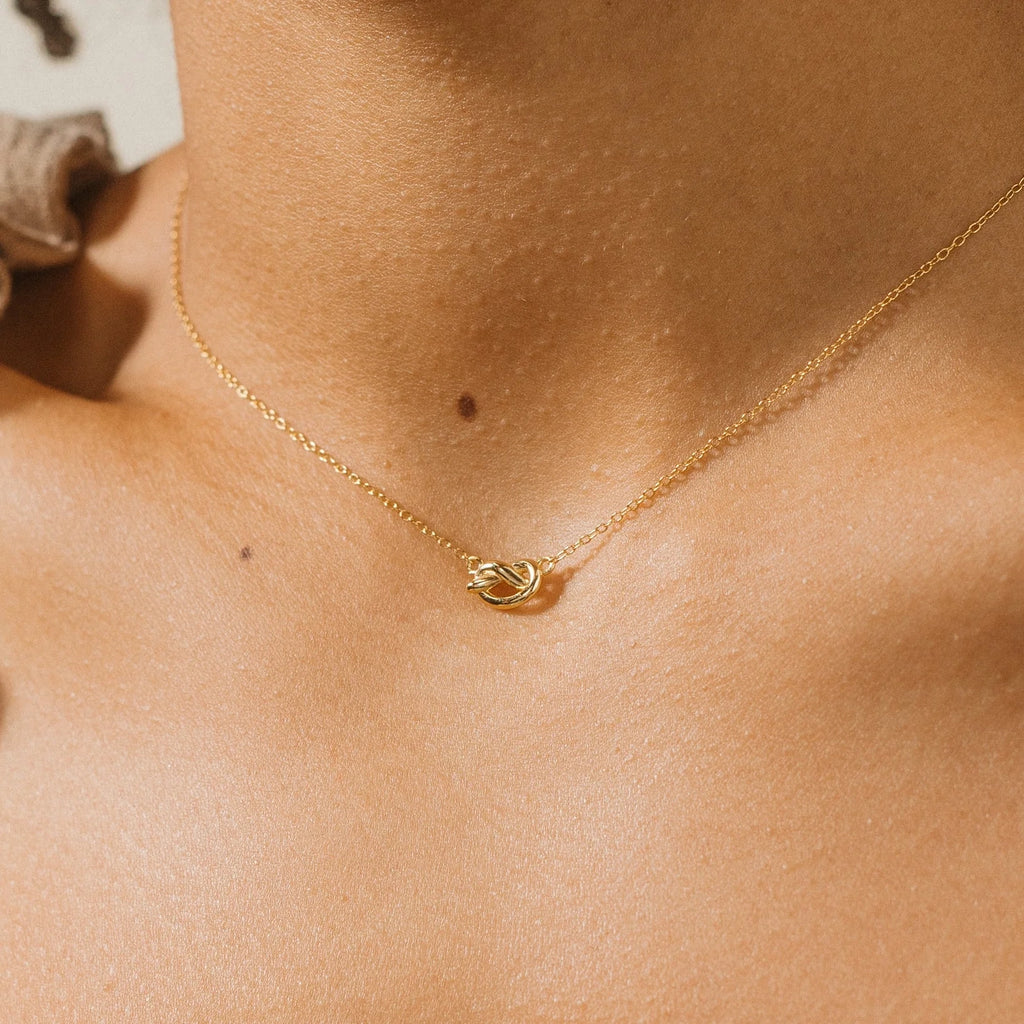 Love Knot Necklace Silver 18K Gold Plated