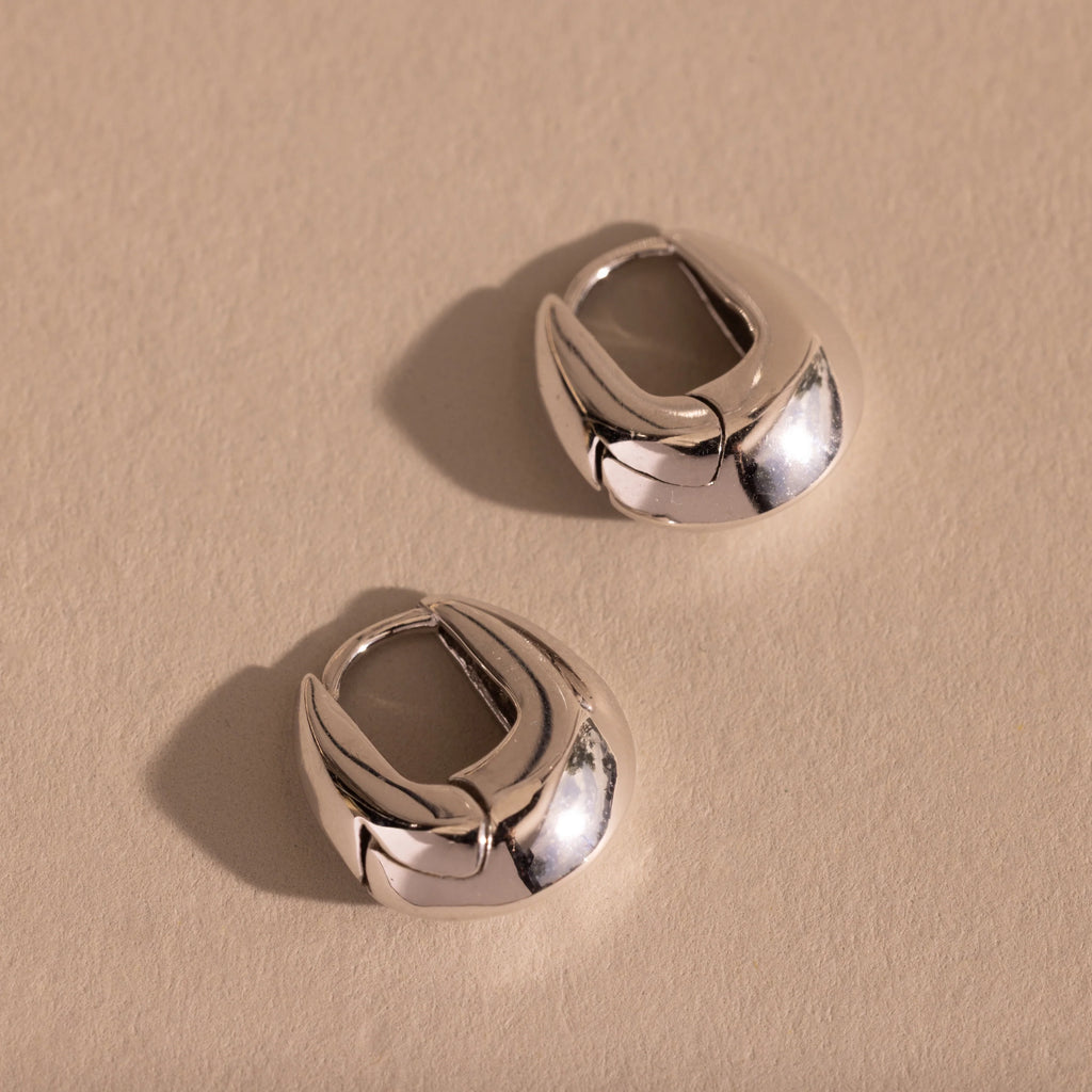 Bold Oval Huggies Silver 18K Gold Plated
