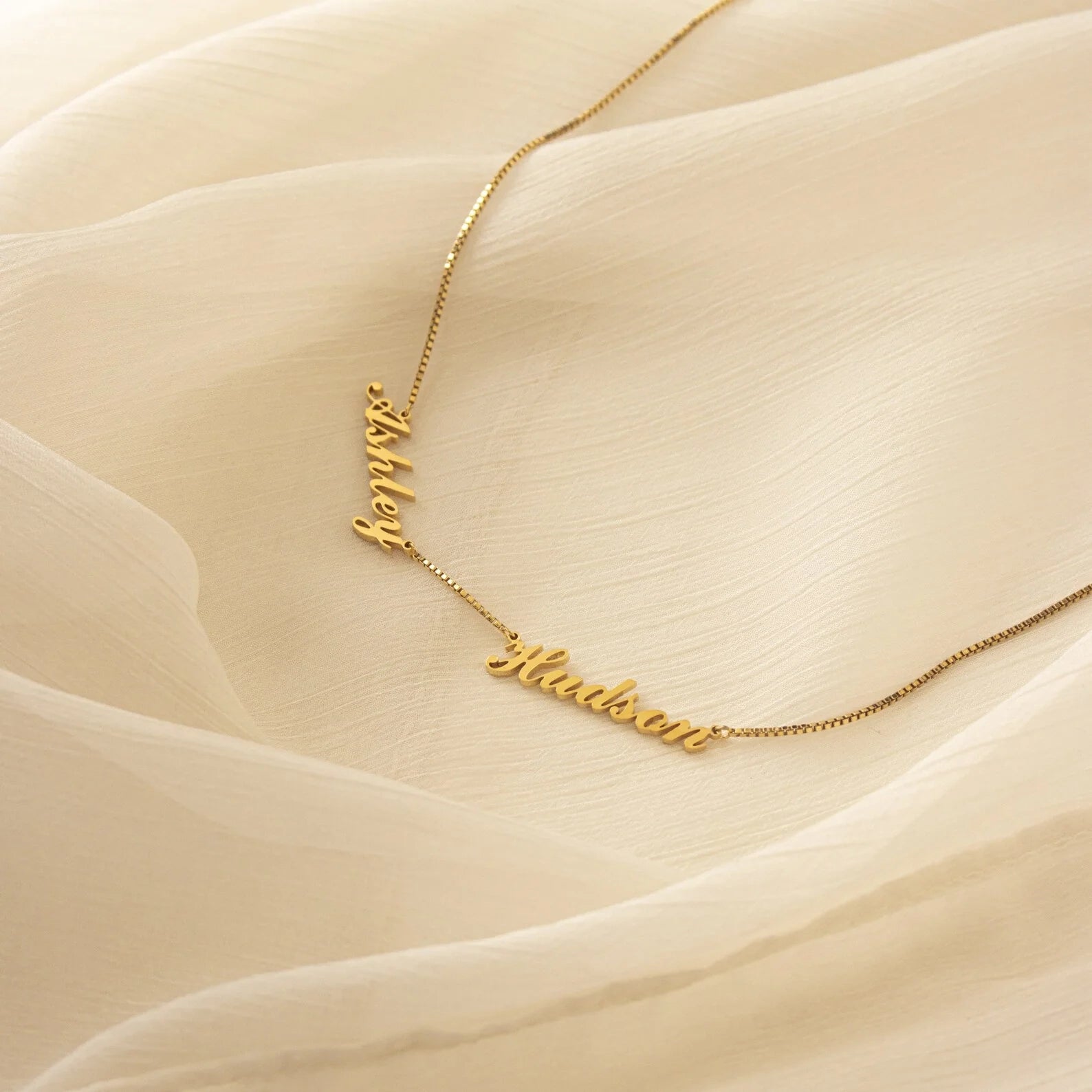 Carrie Box Chain Multiple Name Necklace Silver 18K Gold Plated