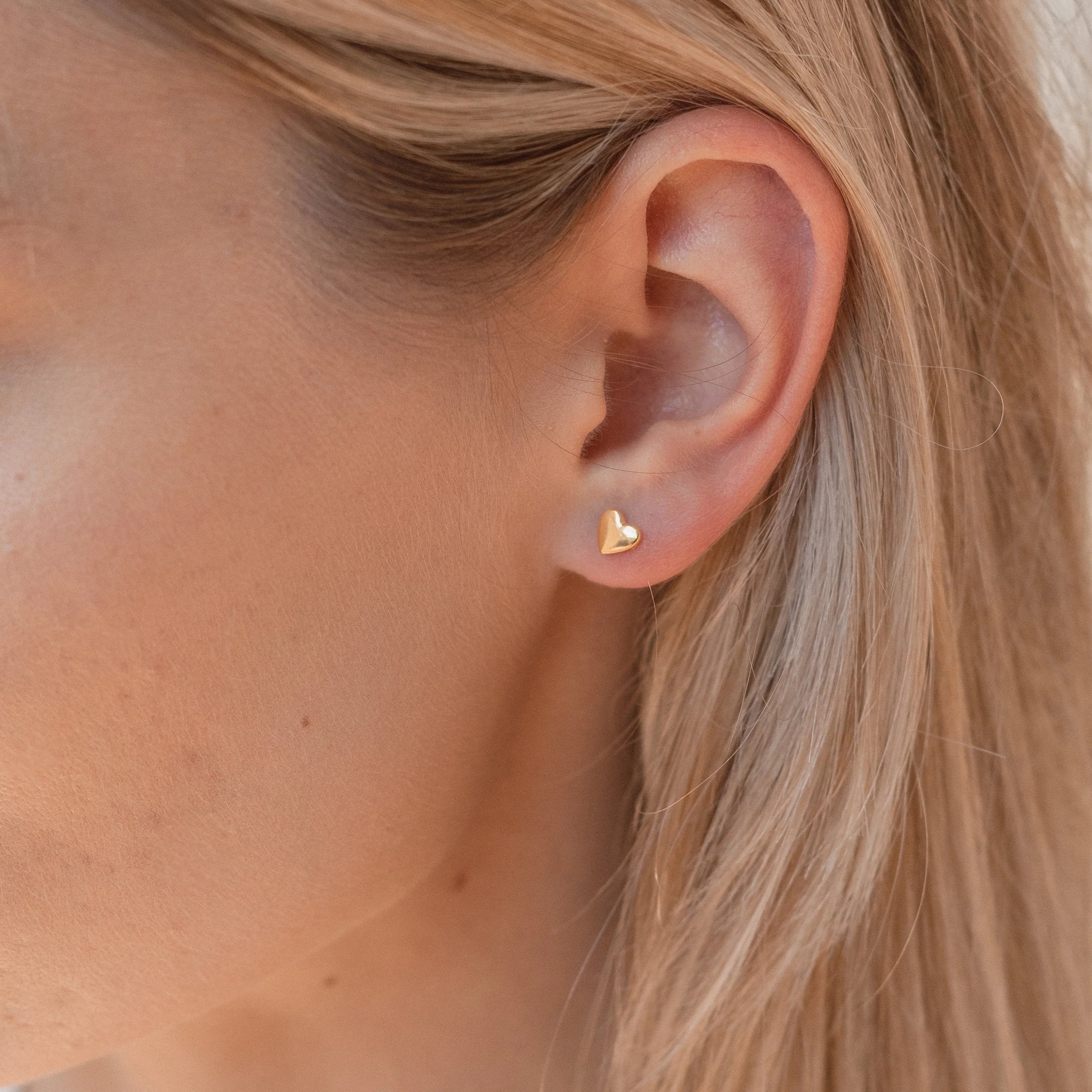 Classic Heart Studs Silver 18K Gold Plated