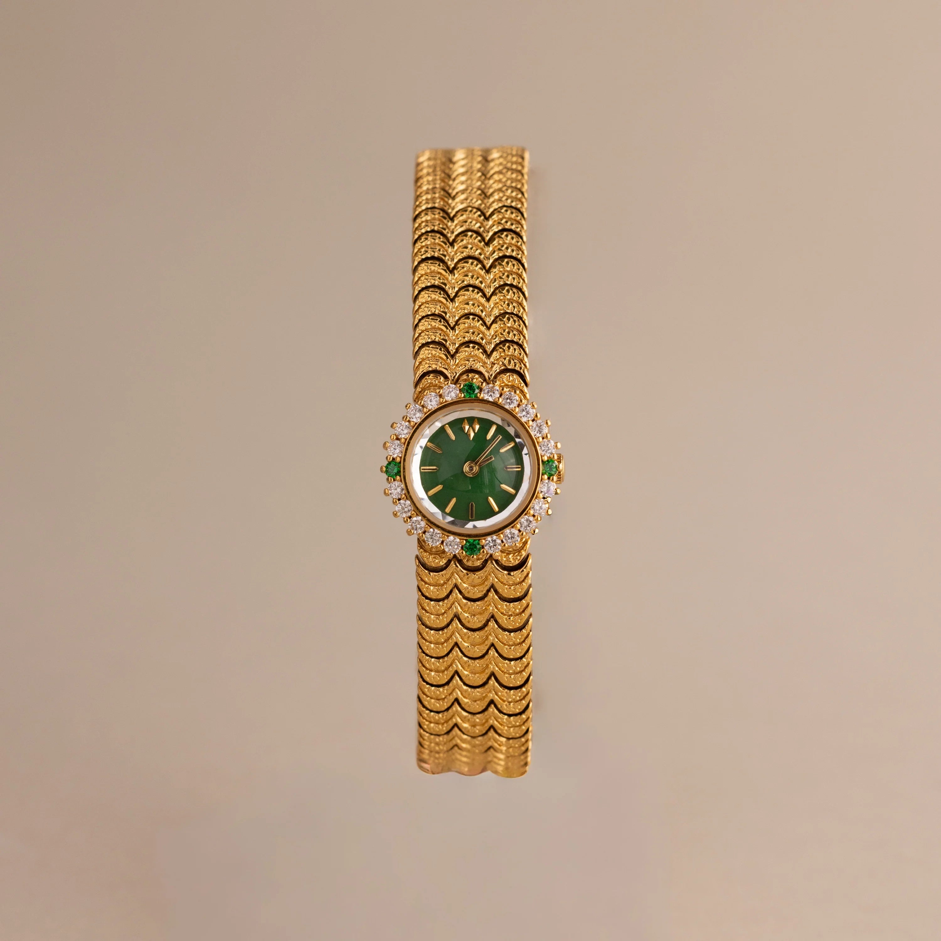 Emerald Scalloped Timepiece Silver 18K Gold Plated