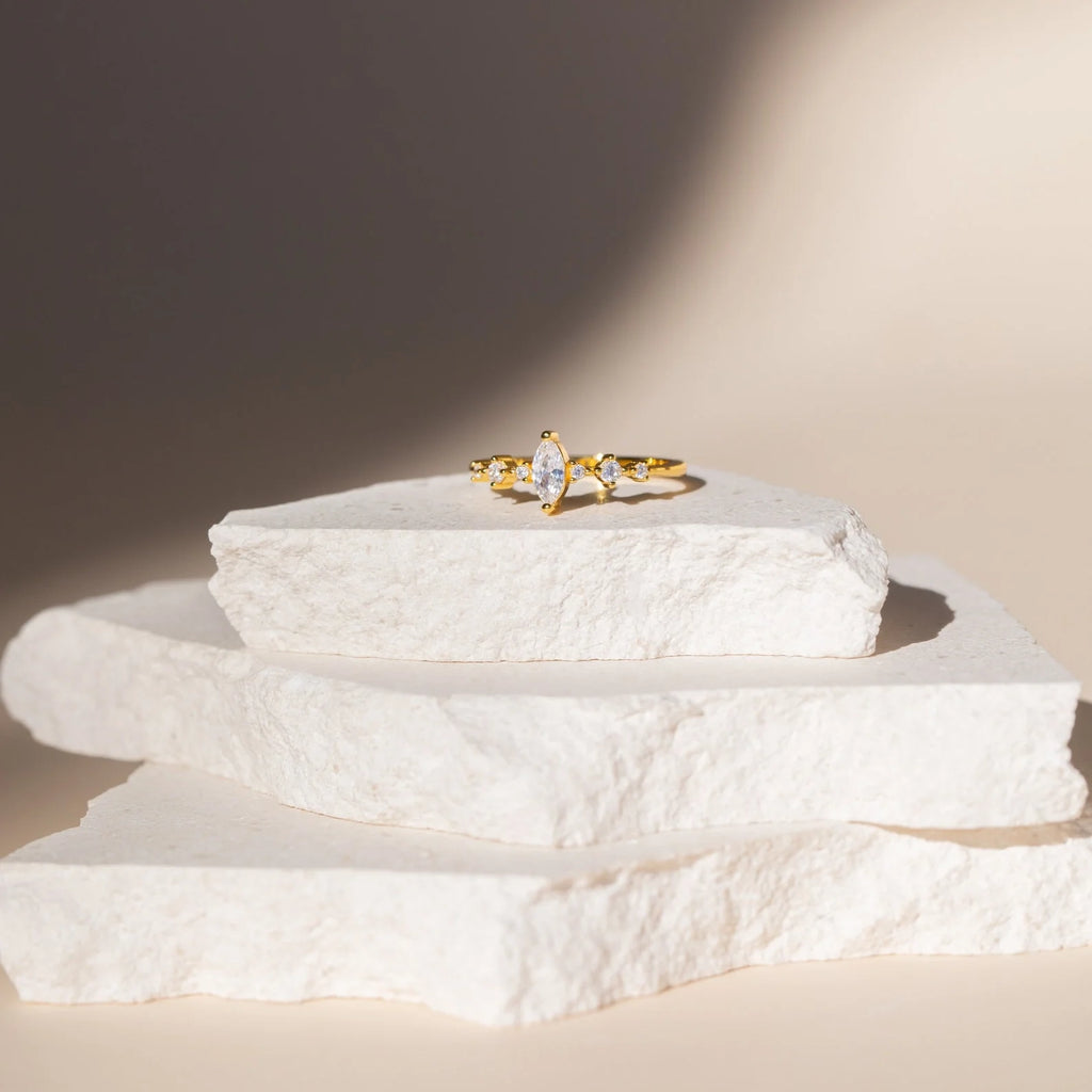 Marquise & Round Diamond Ring Silver 18K Gold Plated