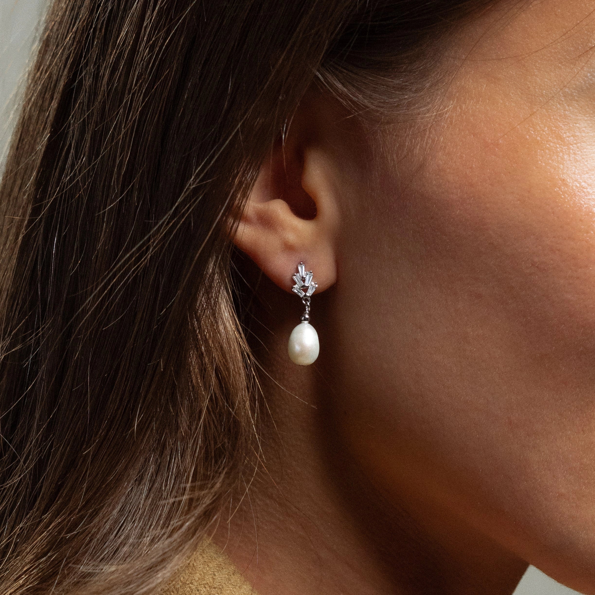 Pearl Diamond Drop Earrings Silver 18K Gold Plated