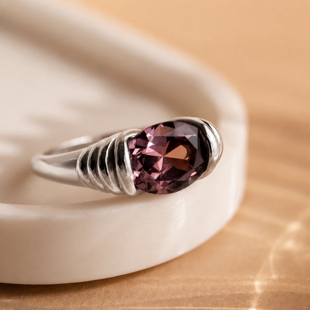 Vintage Glamour: Dark Amethyst Signet Ring