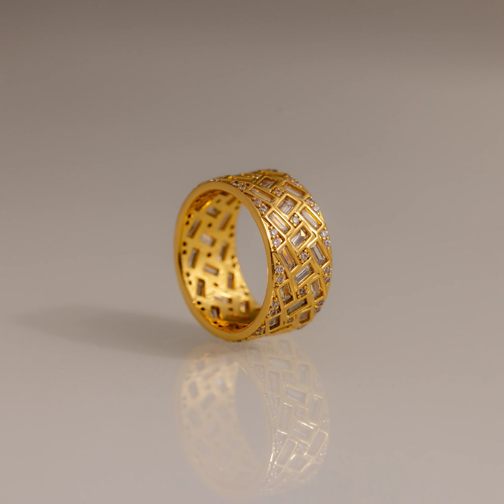 Round & Baguette Diamond Ring Silver 18K Gold Plated