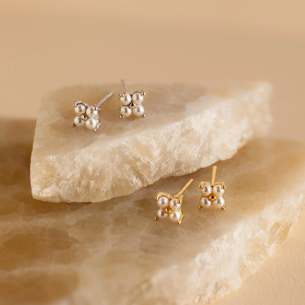 Pearl Flower Studs Silver 18K Gold Plated