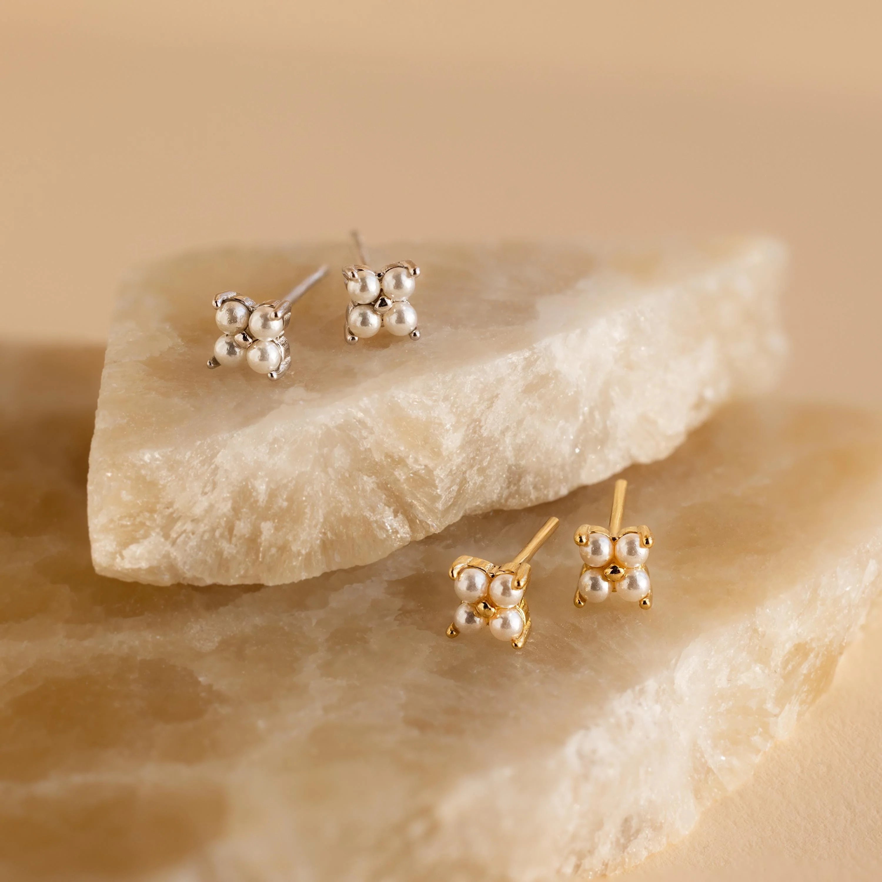 Pearl Flower Studs Silver 18K Gold Plated