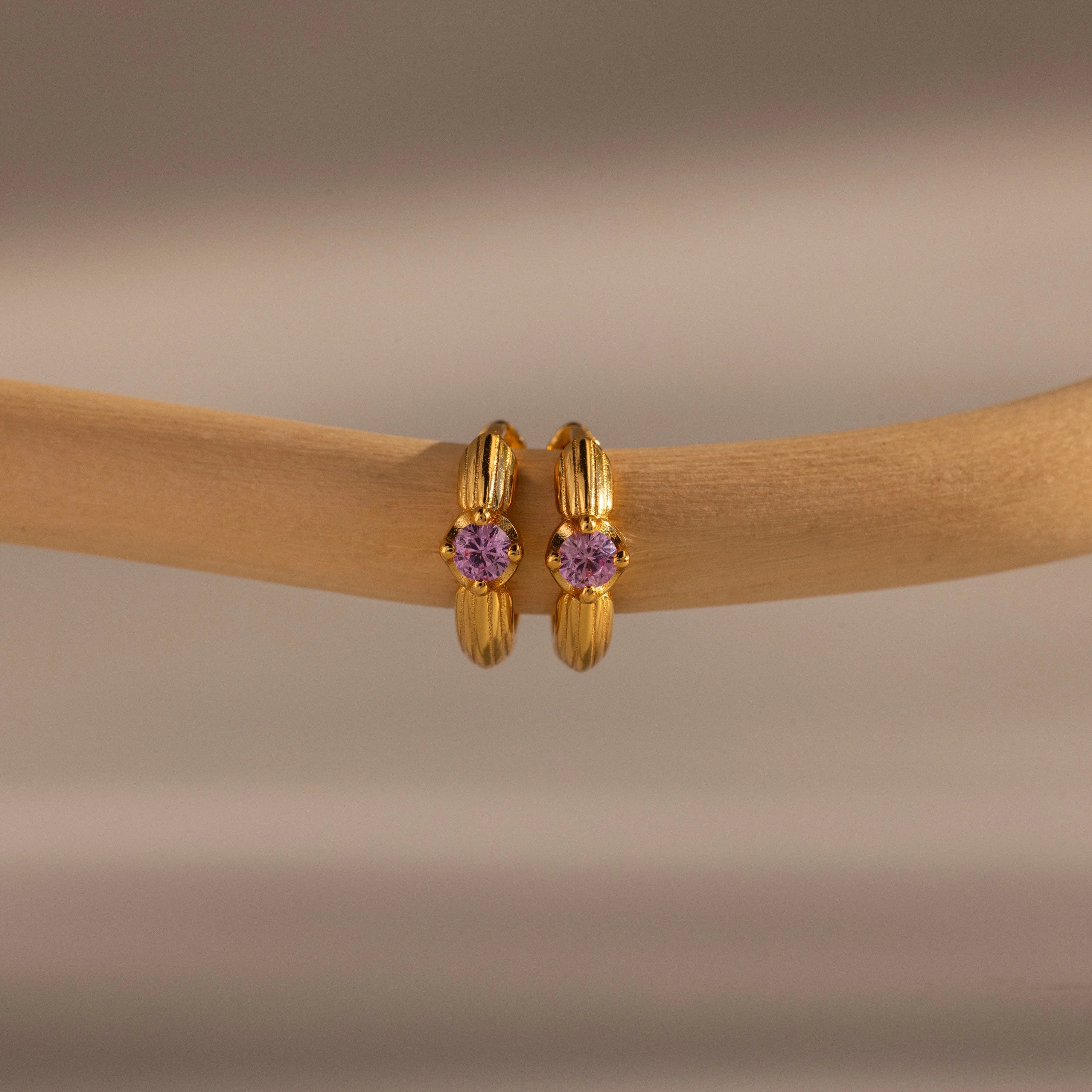 Amethyst Ribbed Huggies Silver 18K Gold Plated