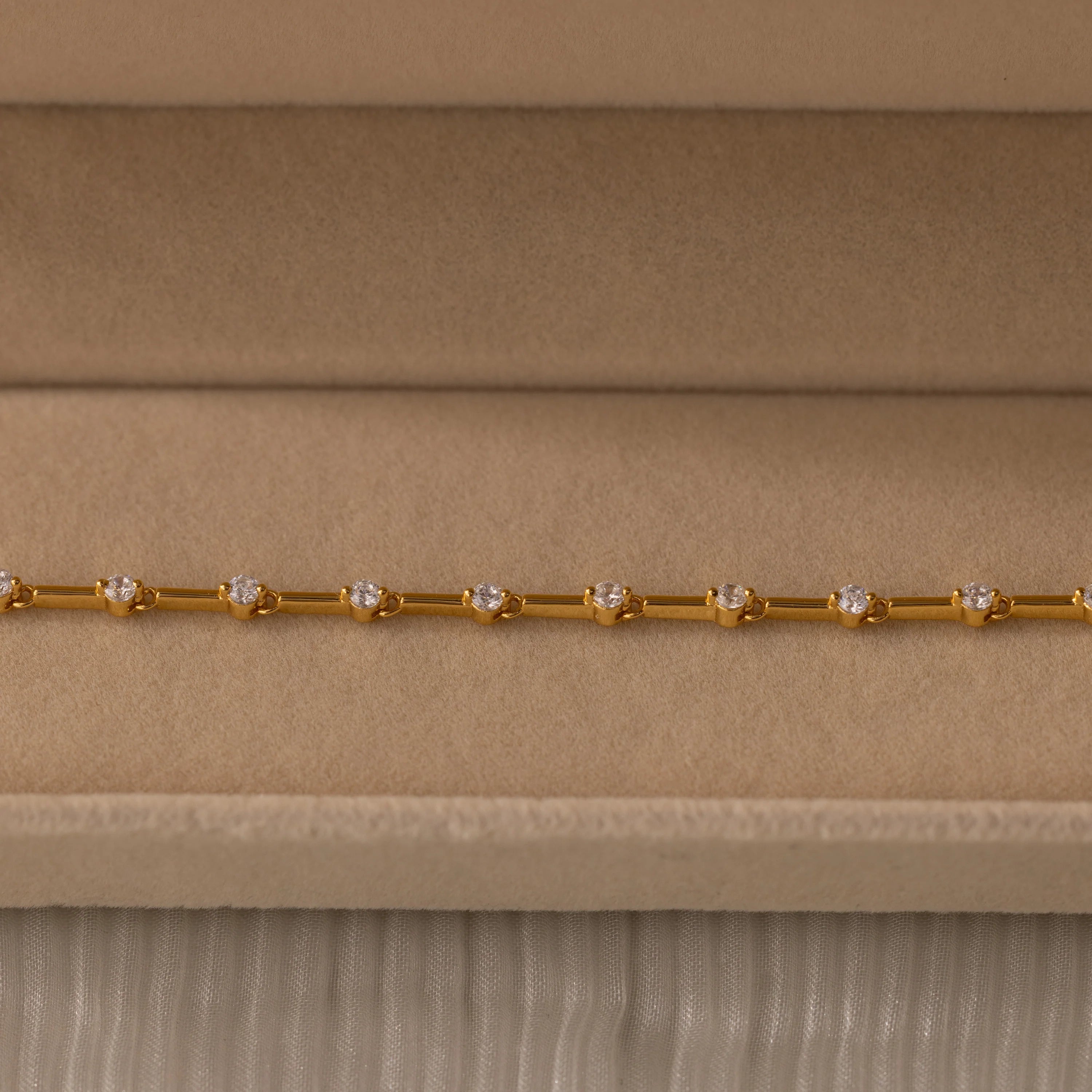 Sprinkle Diamond Tennis Bracelet Silver 18K Gold Plated