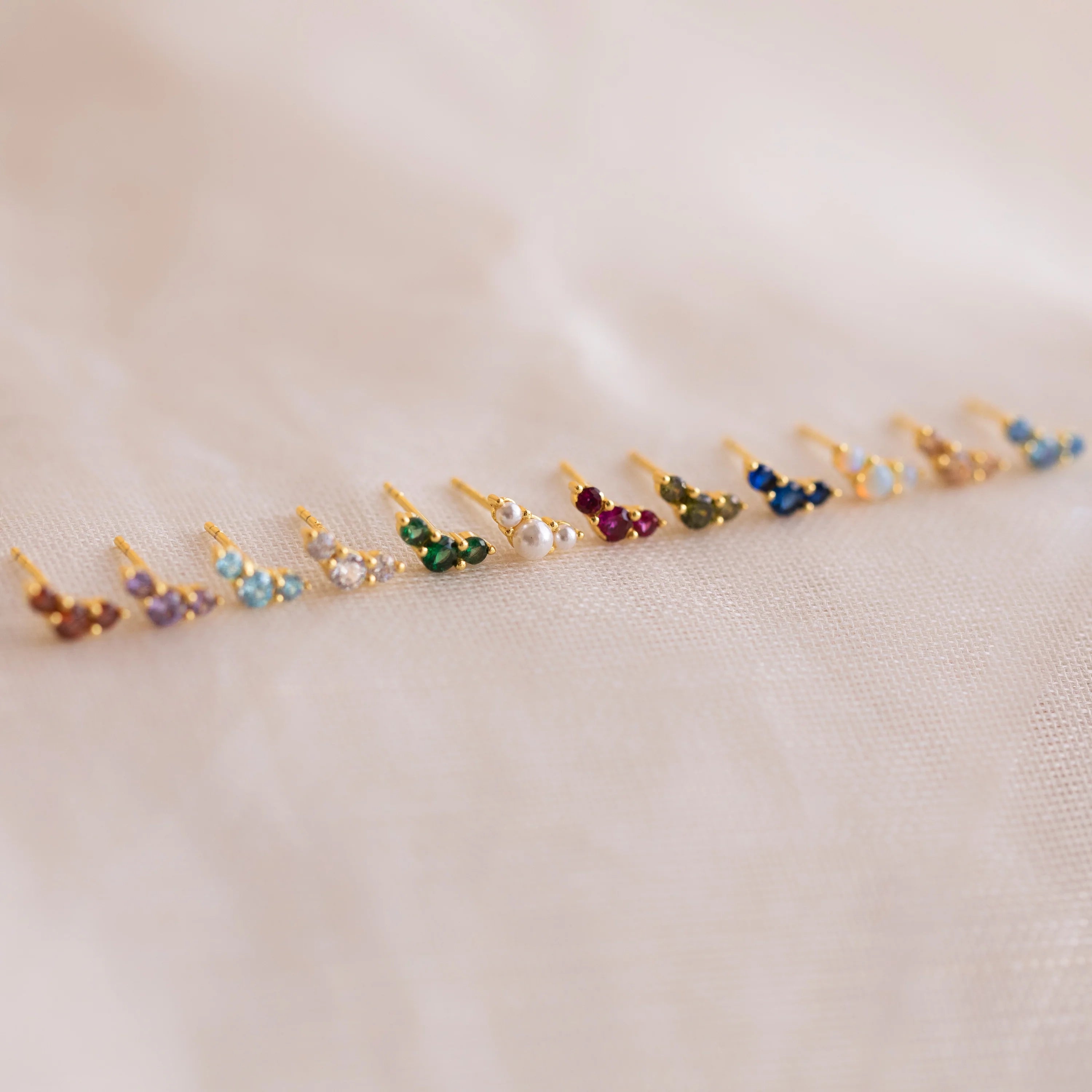 Bella Pearl Studs Silver 18K Gold Plated