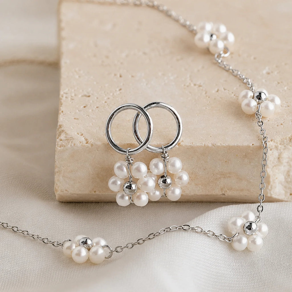Flower Pearl Station Necklace