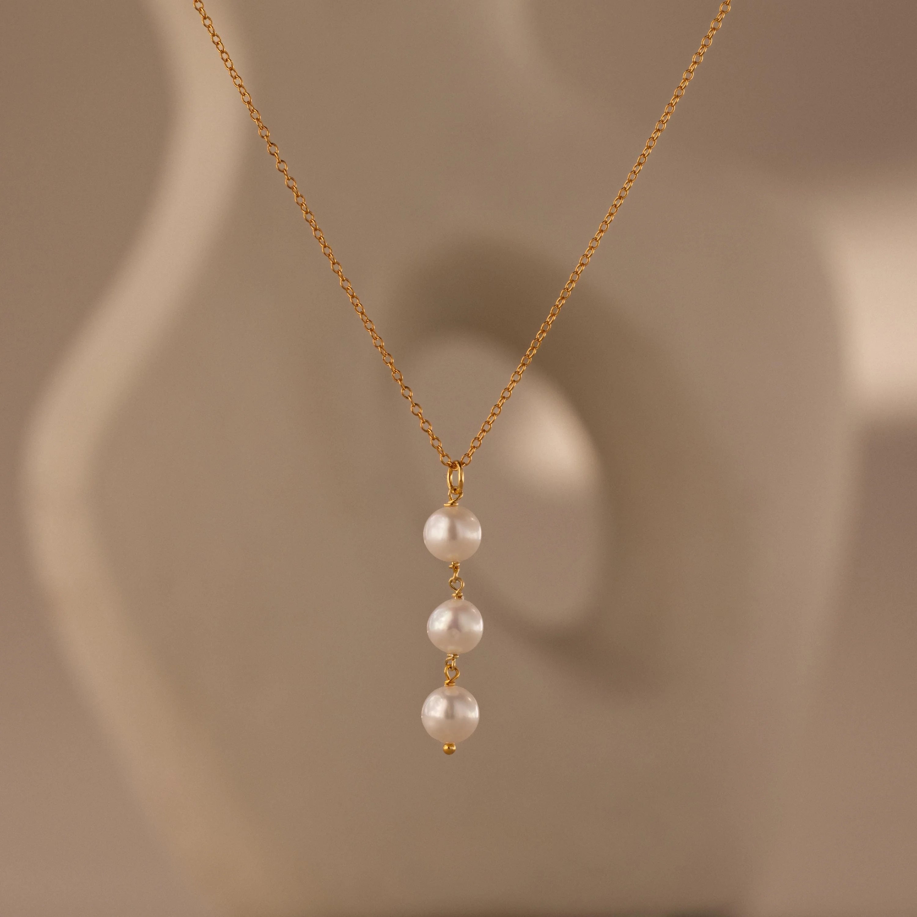 Pearl Cascade Necklace Silver 18K Gold Plated