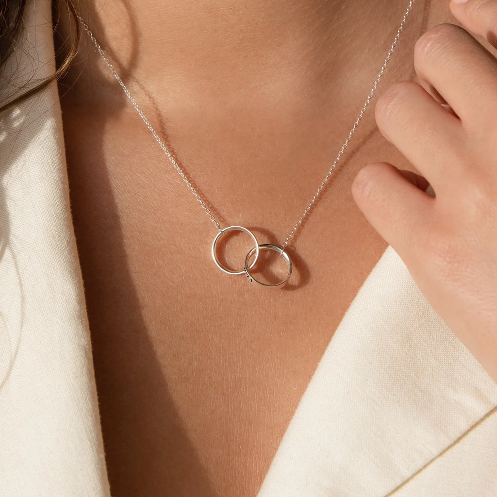 Engraved Interlocking Necklace Silver 18K Gold Plated