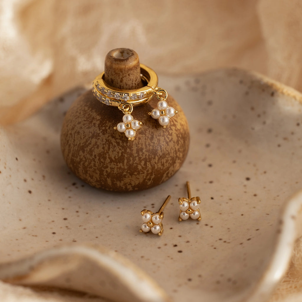 Diamond Pearl Ivy Flower Huggies Silver 18K Gold Plated