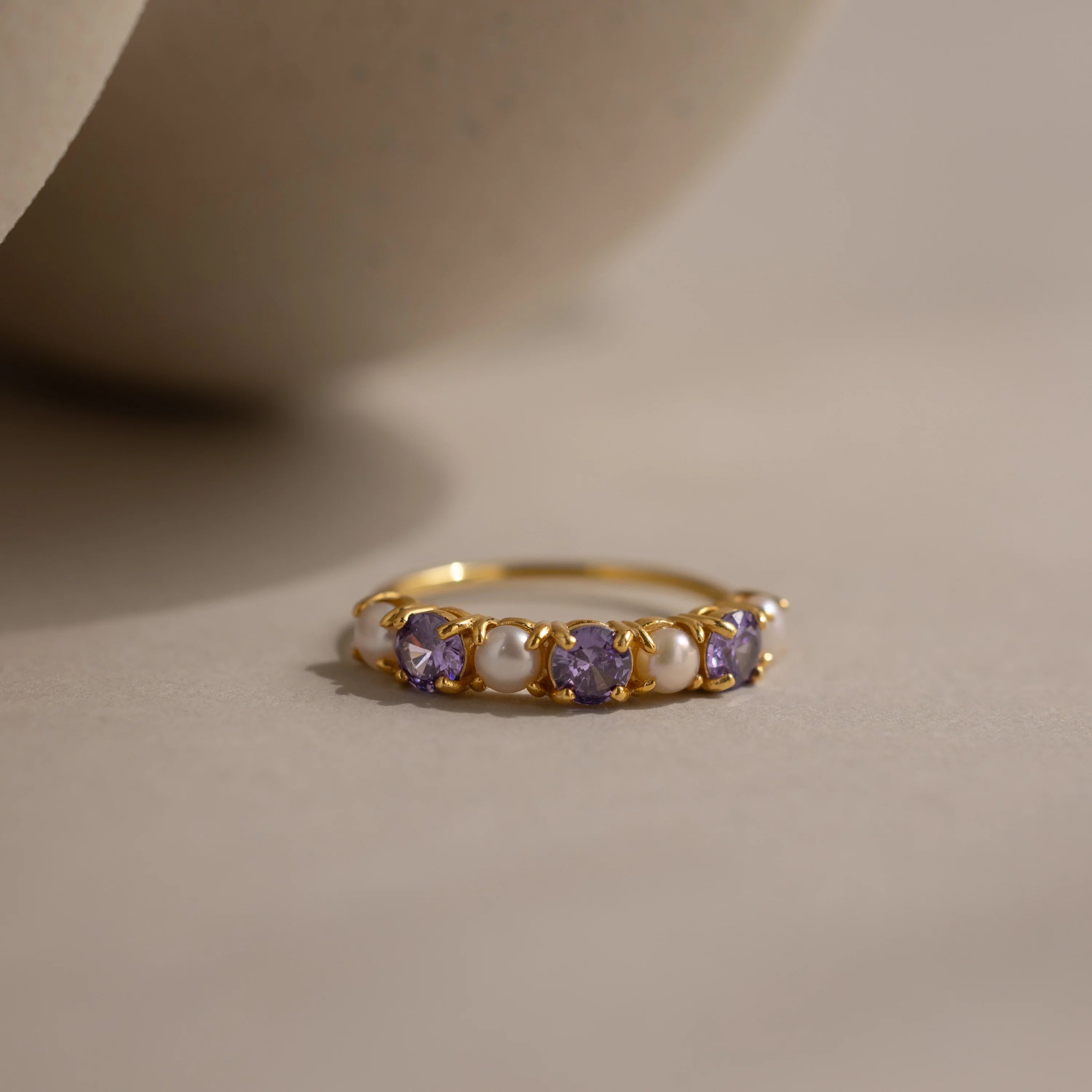 Light Alexandrite & Pearl Lace Ring Silver 18K Gold Plated