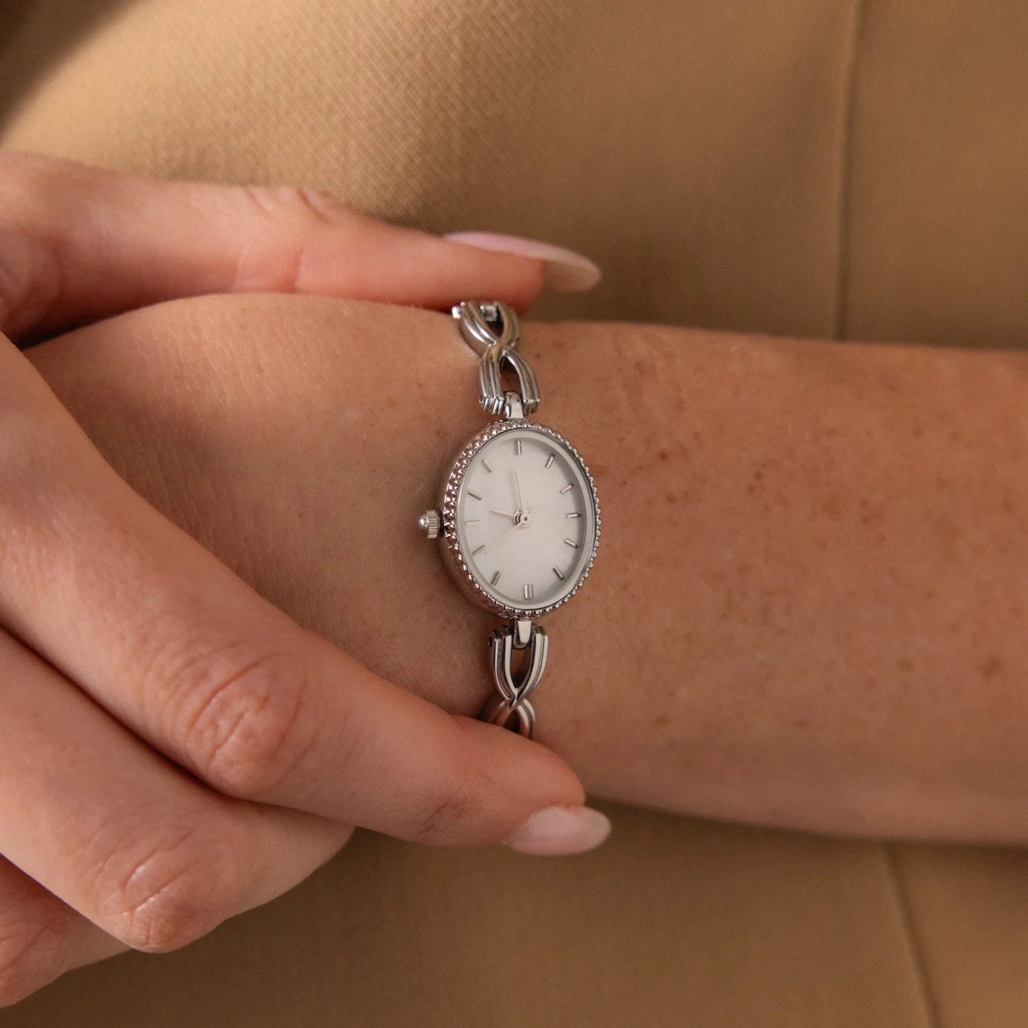Oval Infinity Link Timepiece Silver 18K Gold Plated