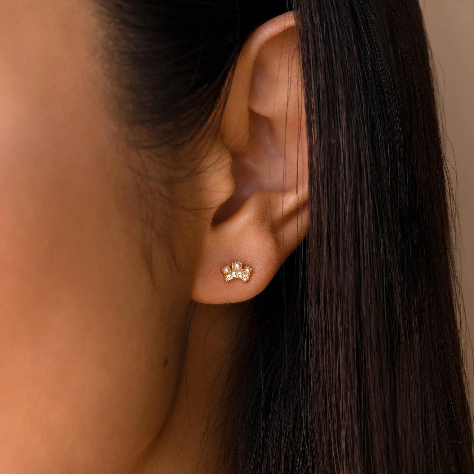 Crown Pearl Stud Earrings