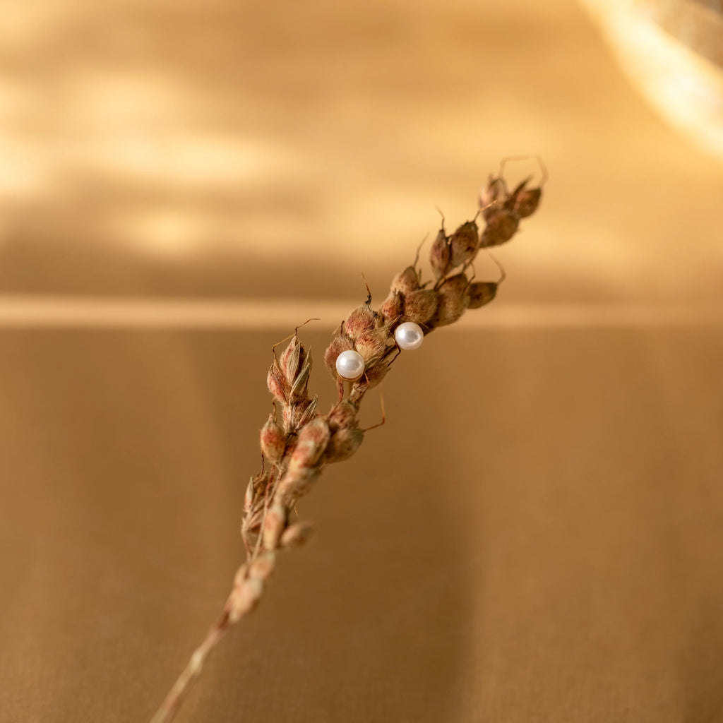 Dainty Pearl Studs Silver 18K Gold Plated
