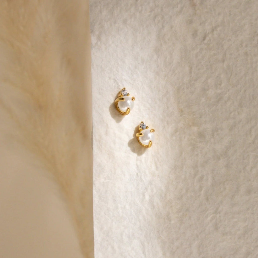 Julia Pearl Studs
