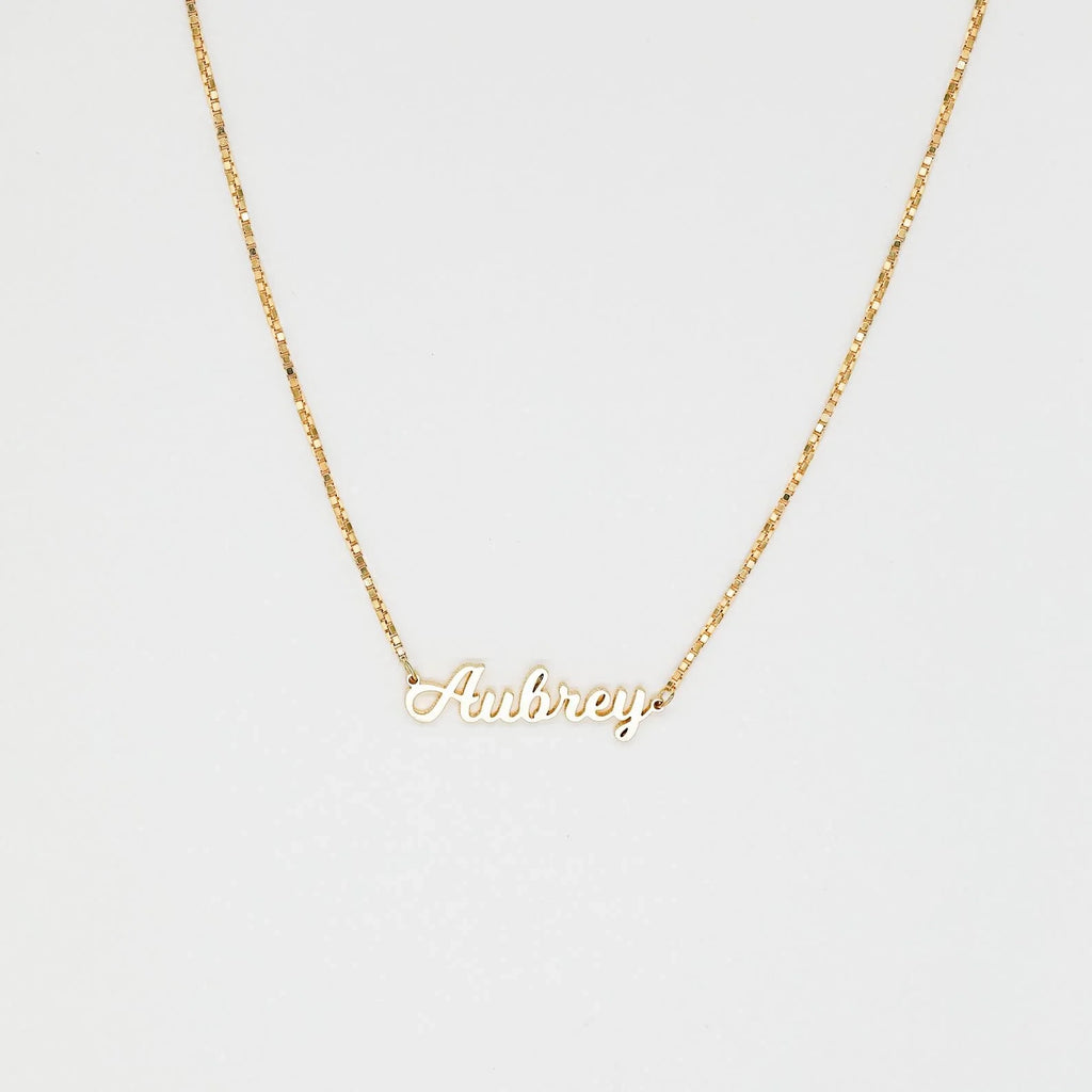 Name Necklace in Box Chain Silver 18K Gold Plated
