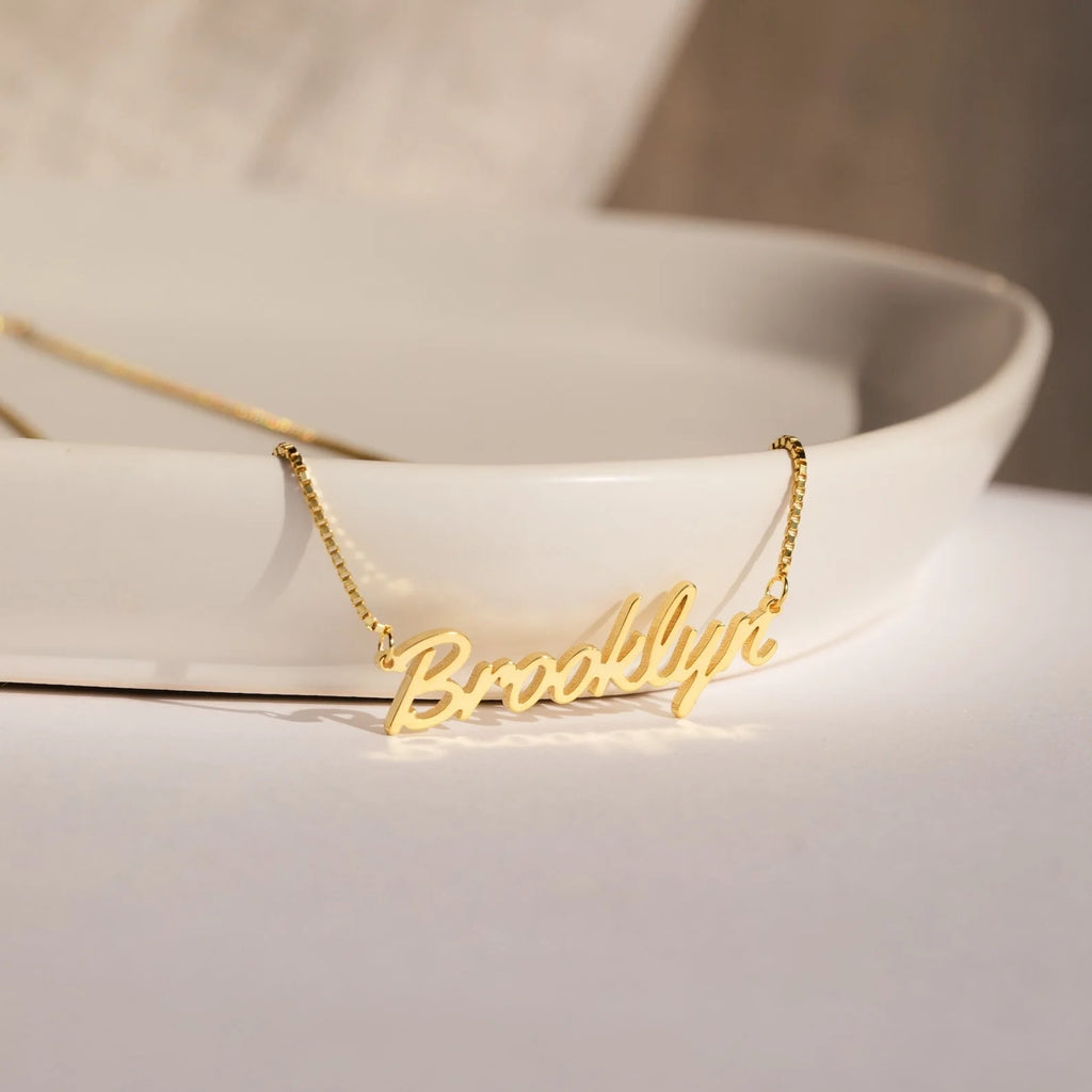 Casella Name Necklace in Box Chain  Silver 18K Gold Plated