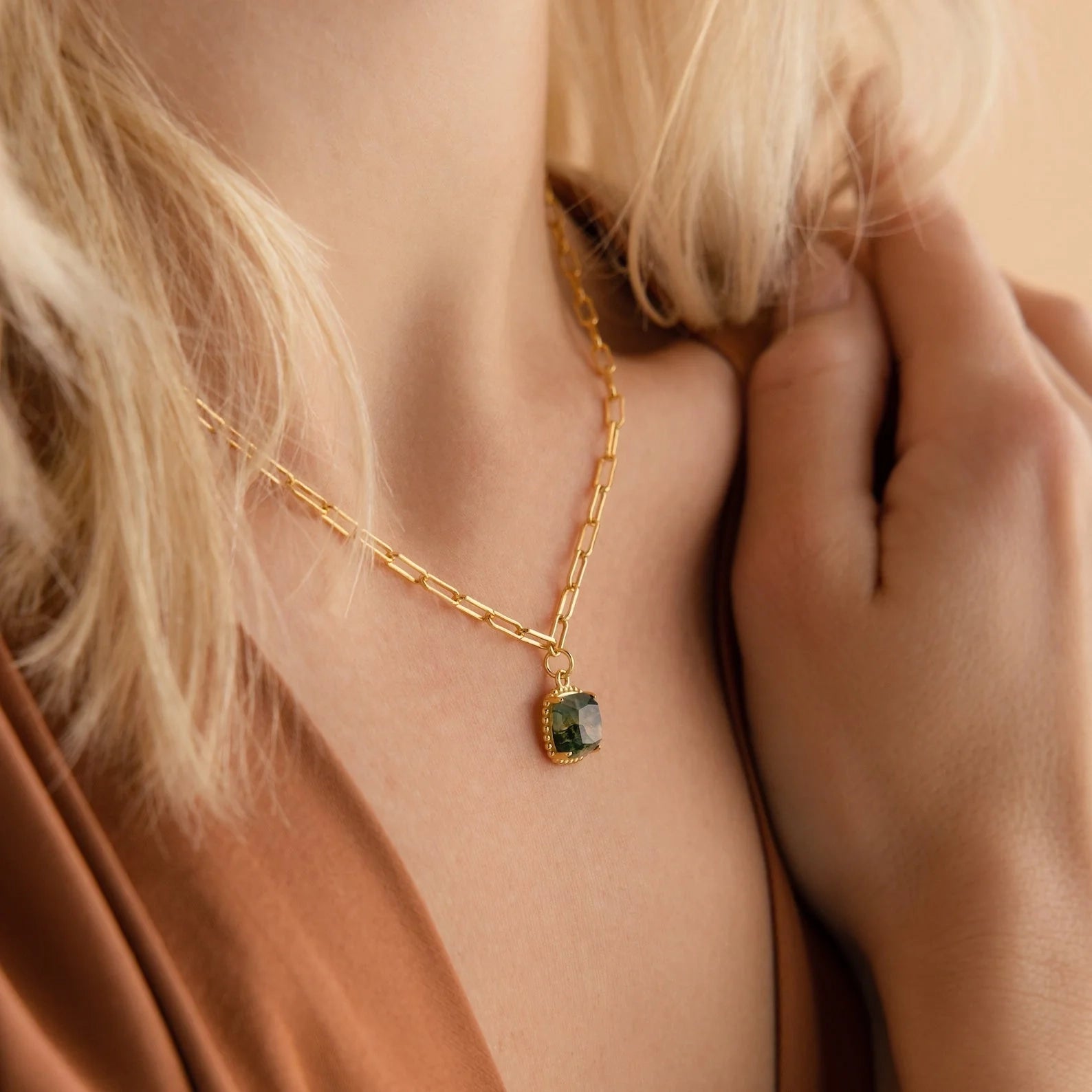 Handmade Agate Pendant Necklace