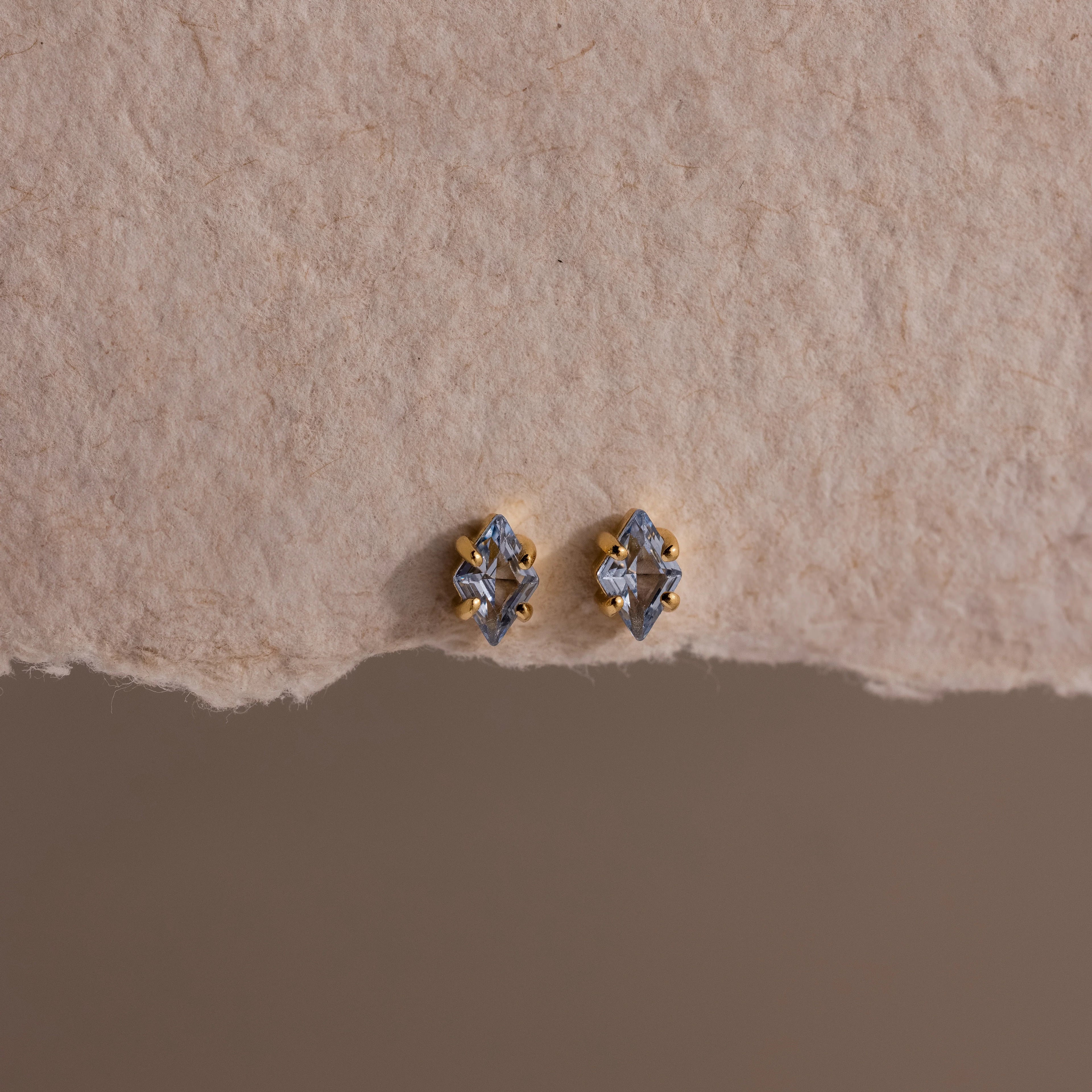 Aquamarine Rhombus Flatback Stud Silver 18K Gold Plated