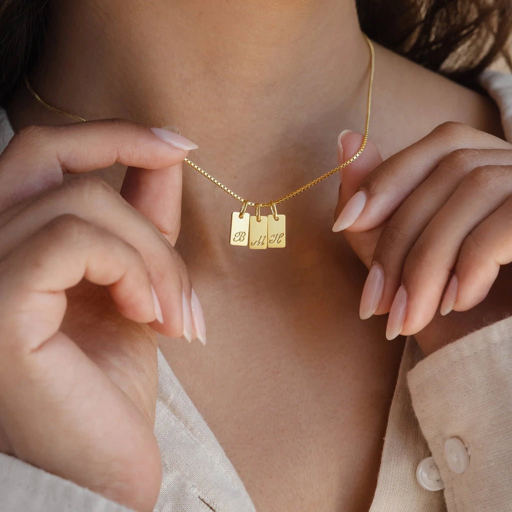 Carrie Mini Tag Necklace Silver 18K Gold Plated