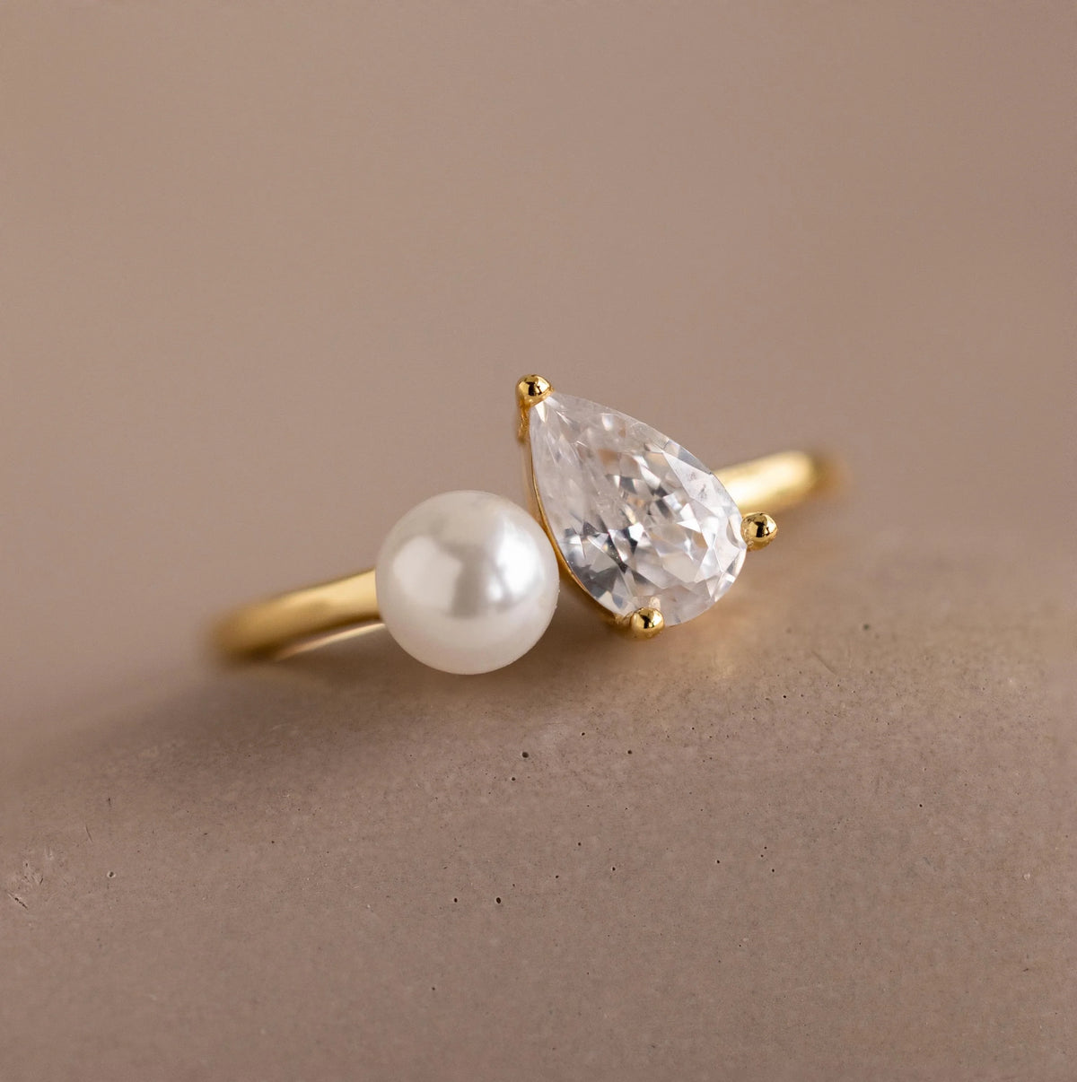 Pearl Diamond Ring Silver 18K Gold Plated