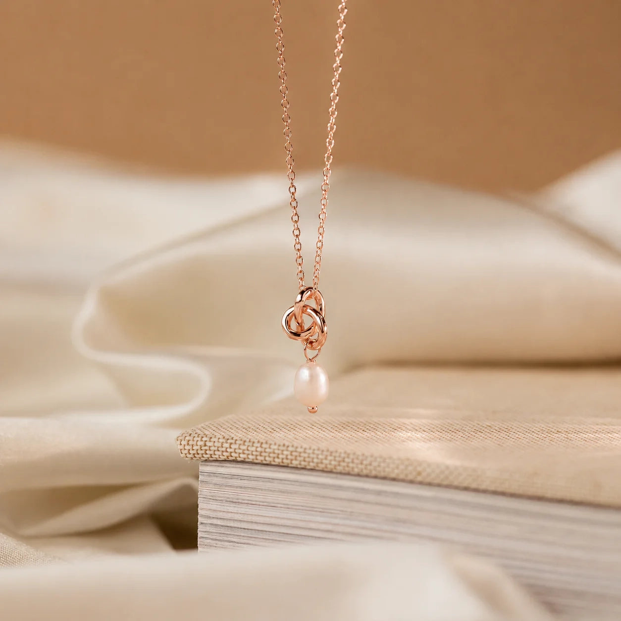 Dainty Knot Pearl Necklace